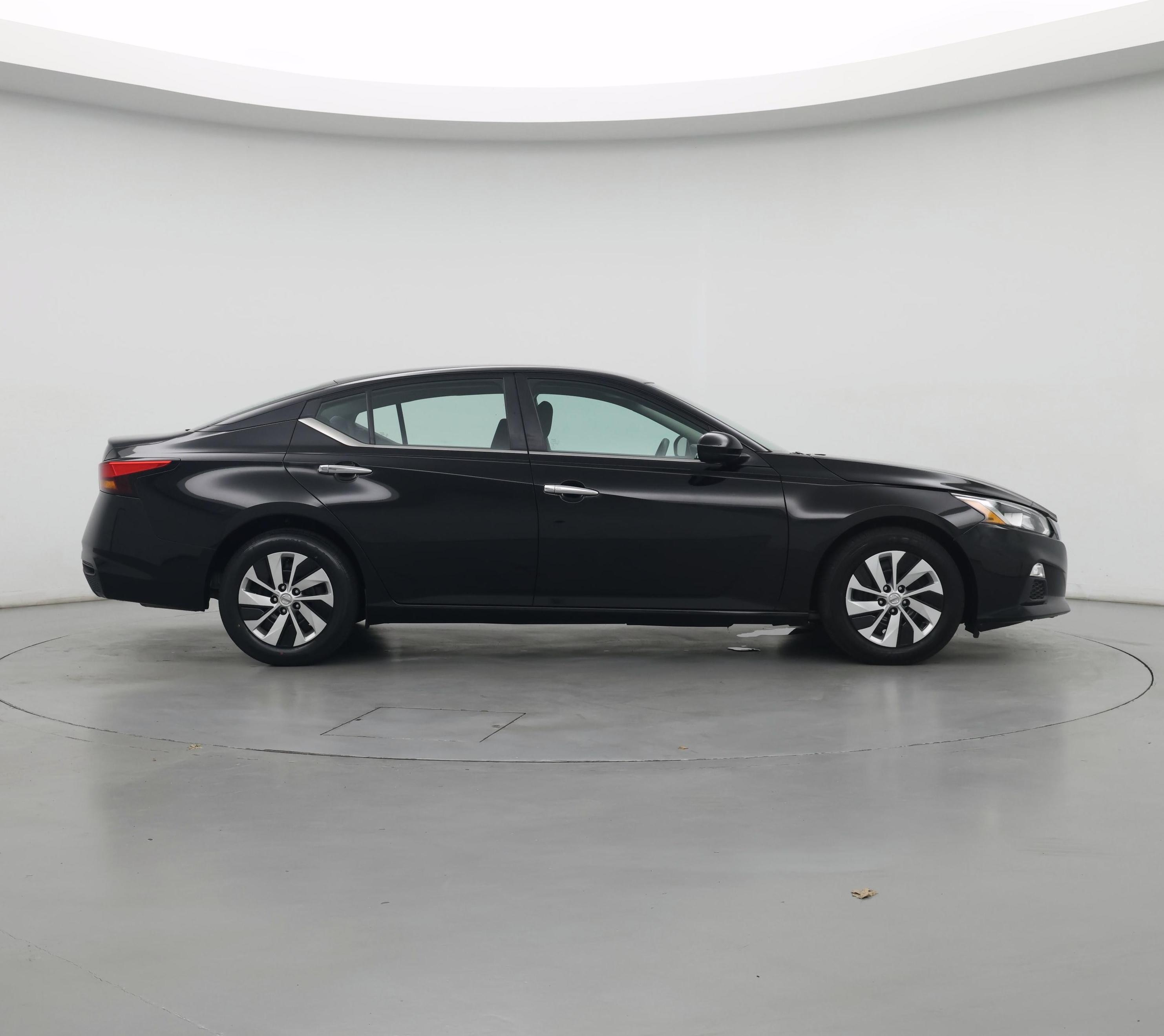 Thumbnail: 2021 Nissan Altima - 7