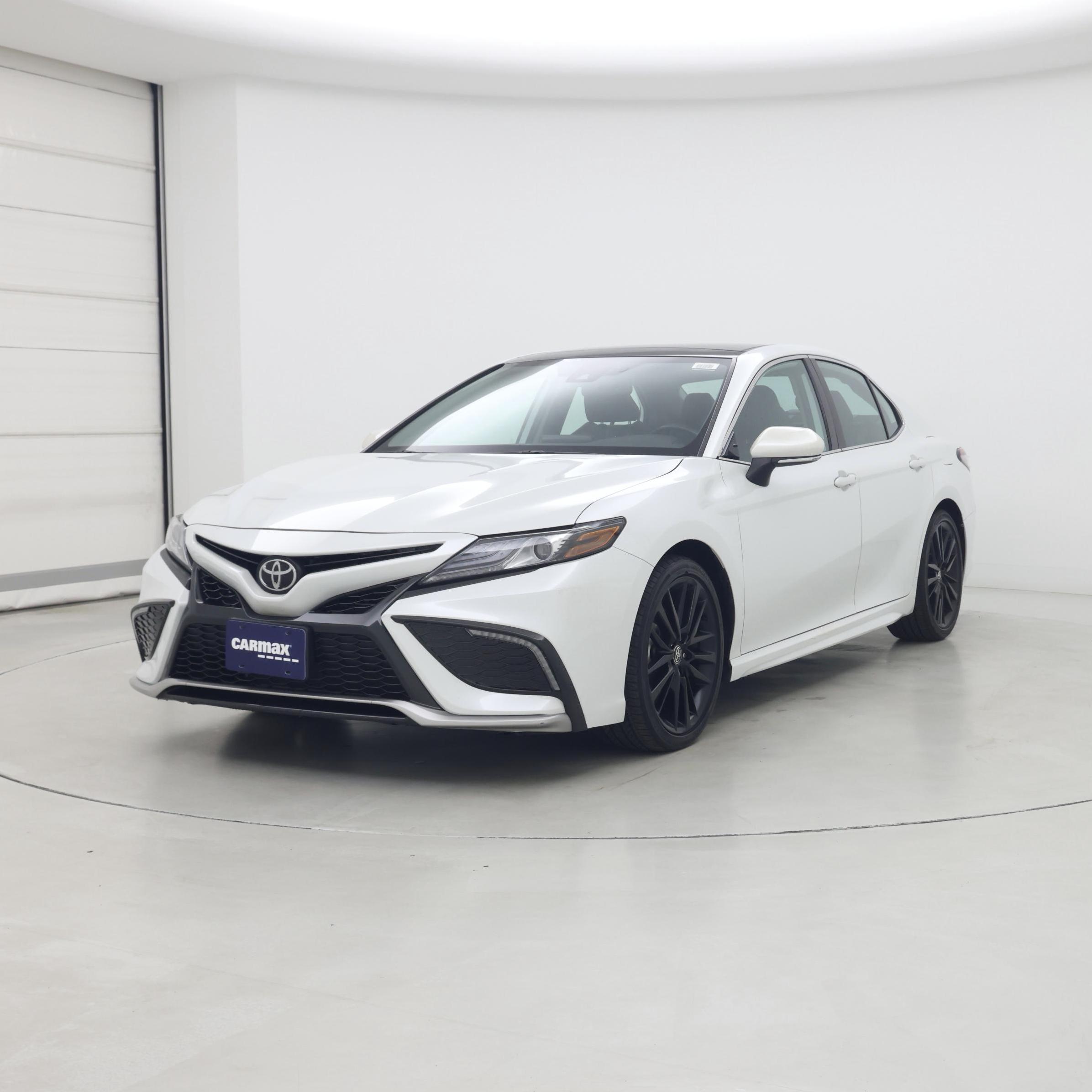 Thumbnail: 2022 Toyota Camry - 4