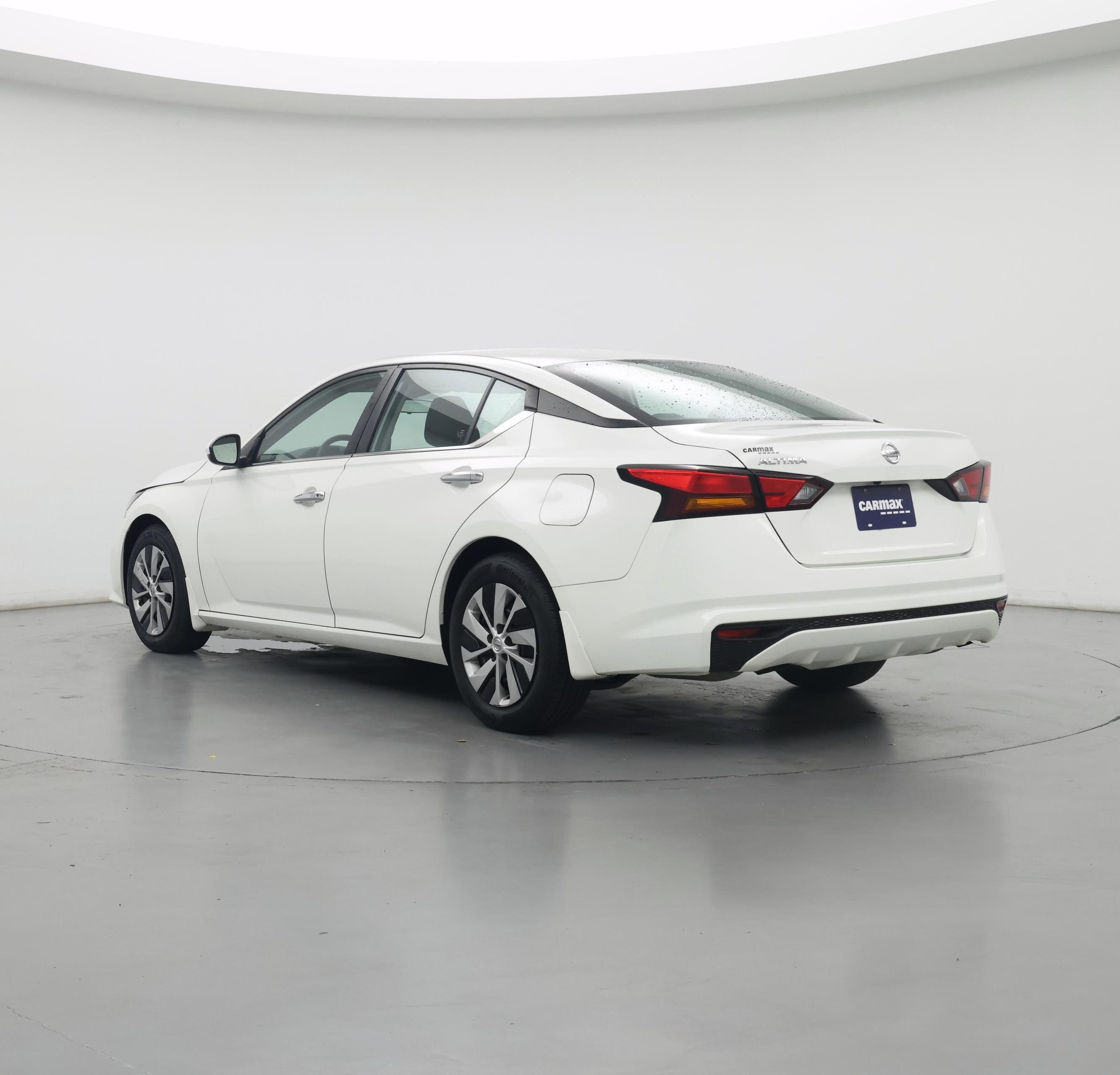 Thumbnail: 2022 Nissan Altima - 2