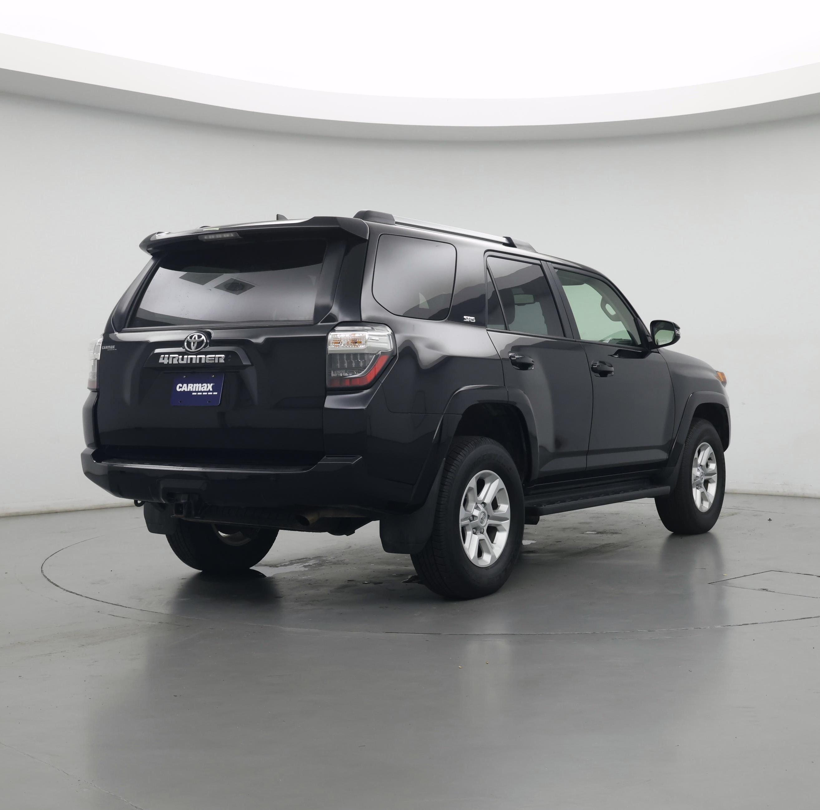 Thumbnail: 2024 Toyota 4Runner - 8