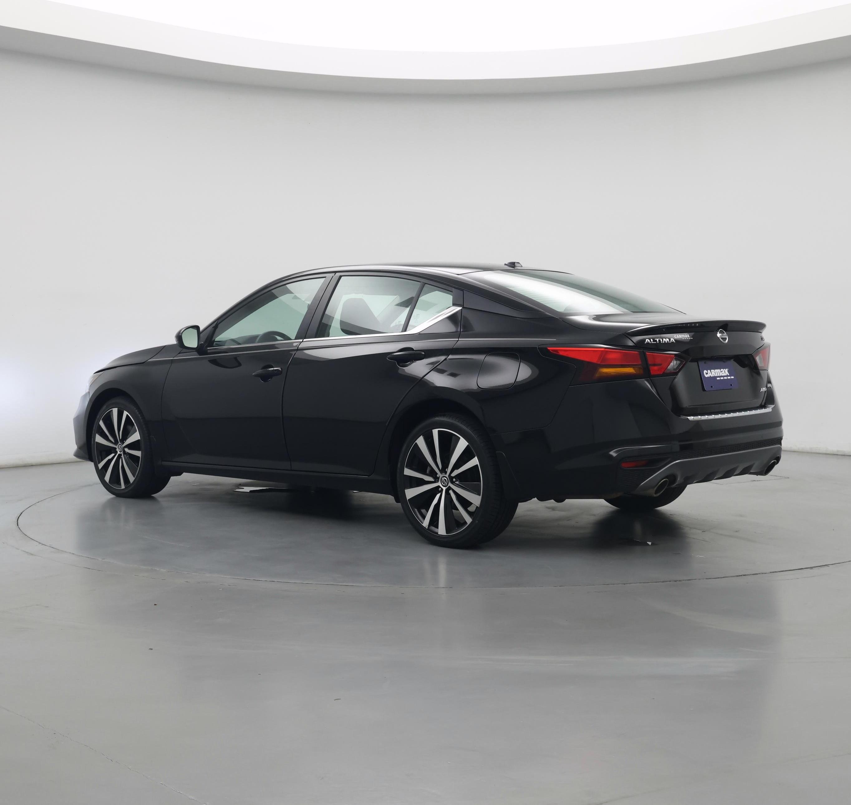 Thumbnail: 2022 Nissan Altima - 3