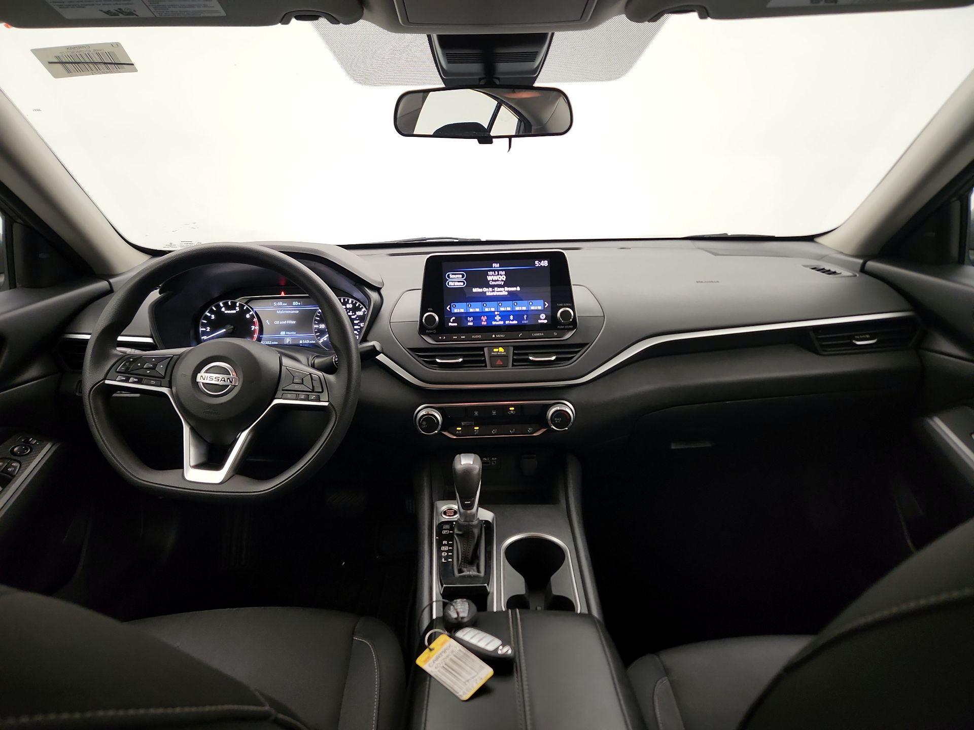 Thumbnail: 2022 Nissan Altima - 9