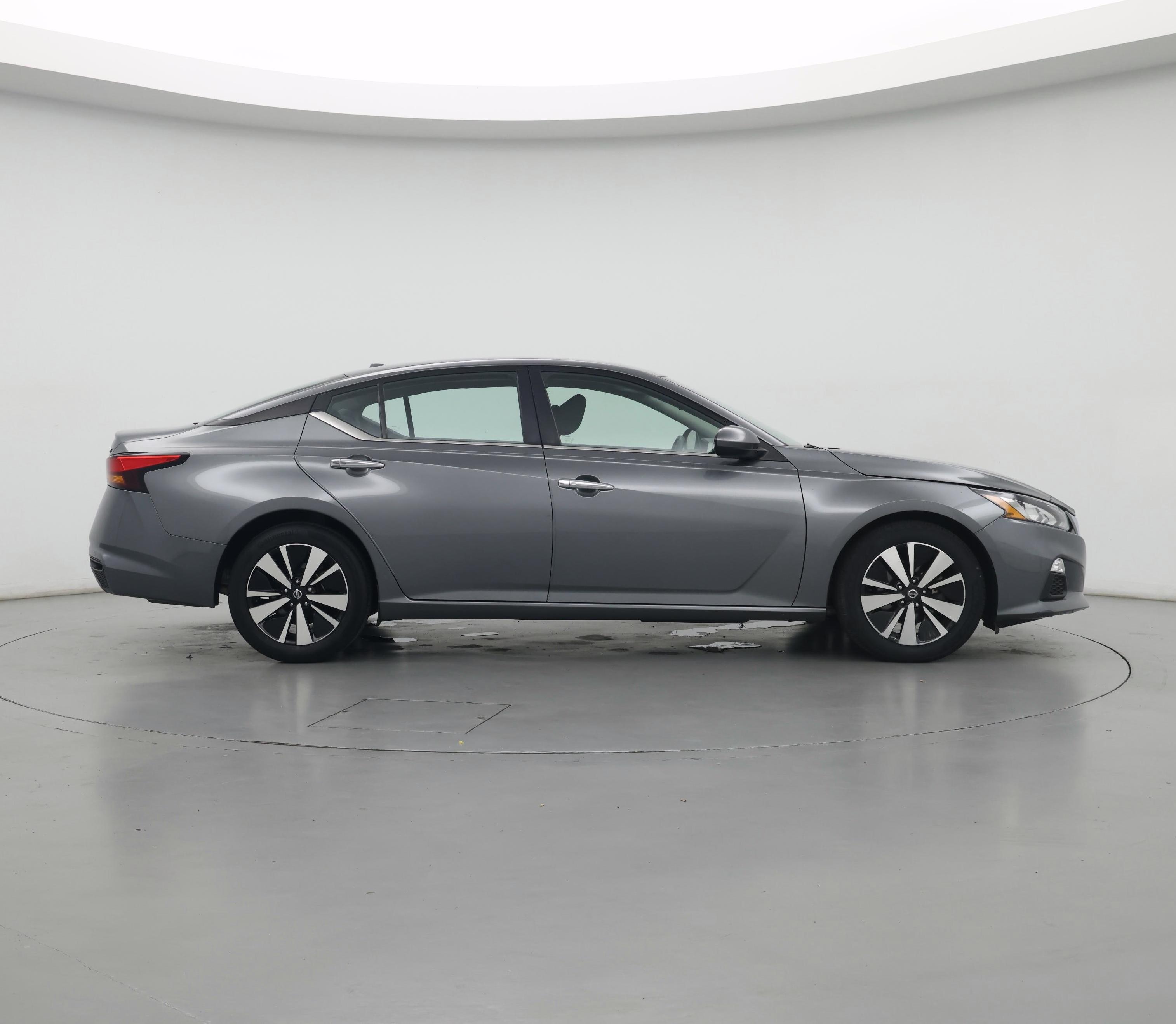 Thumbnail: 2022 Nissan Altima - 7