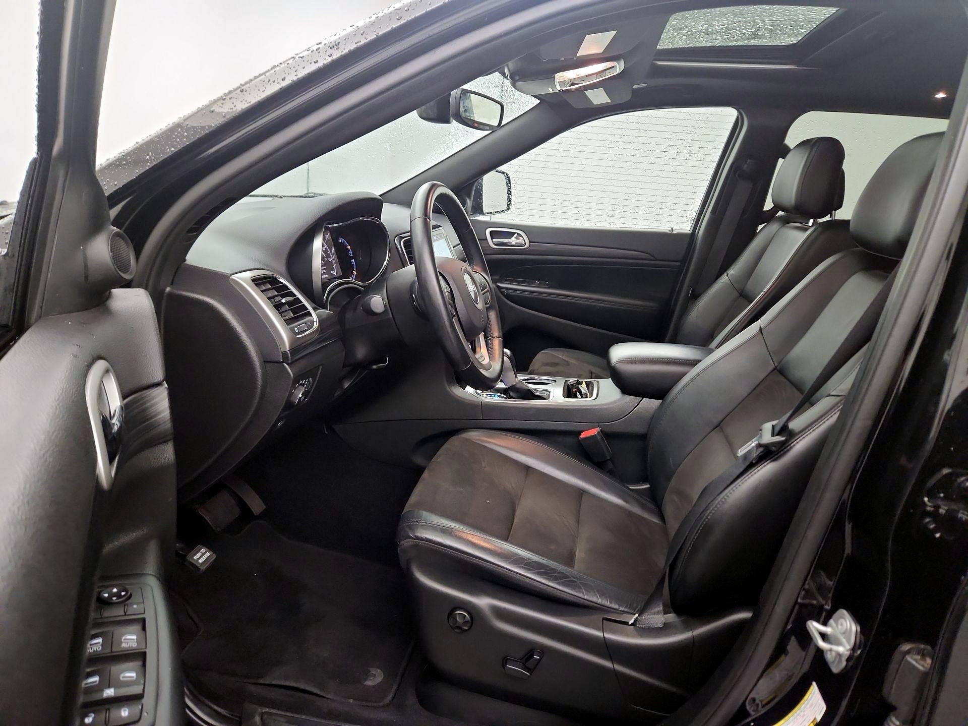 Thumbnail: 2020 Jeep Grand Cherokee - 11