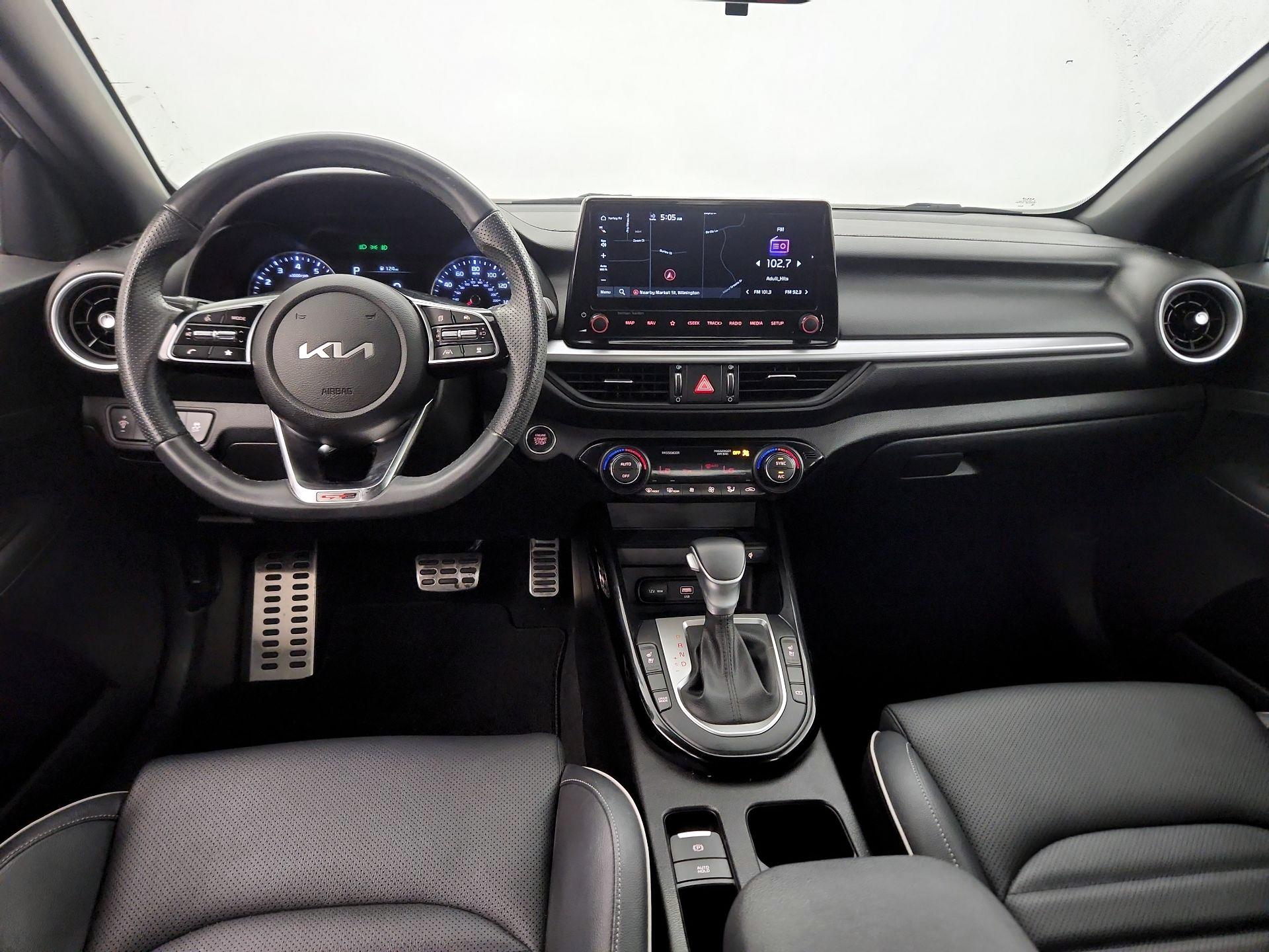 Thumbnail: 2023 Kia Forte - 9