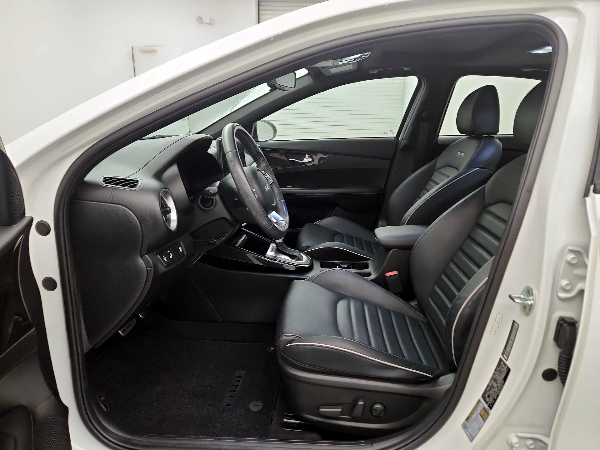 Thumbnail: 2023 Kia Forte - 11