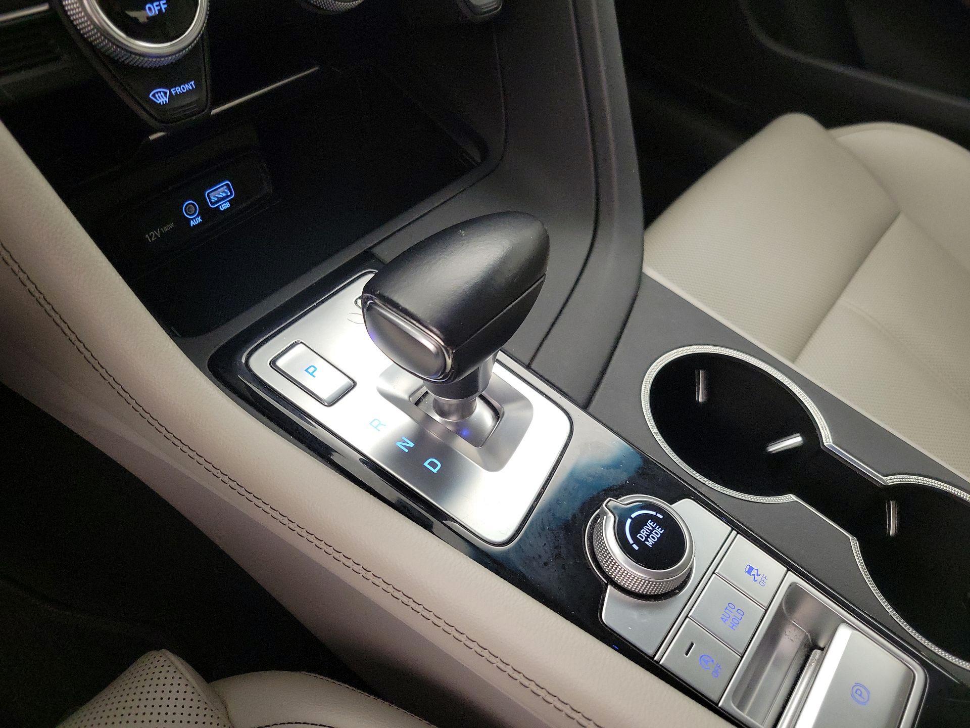 Thumbnail: 2021 Genesis G70 - 17