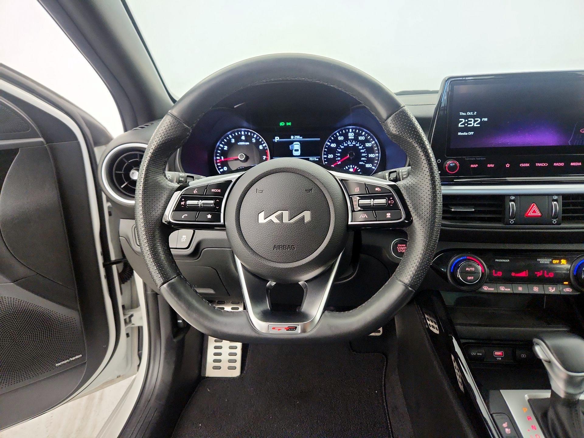 Thumbnail: 2022 Kia Forte - 10