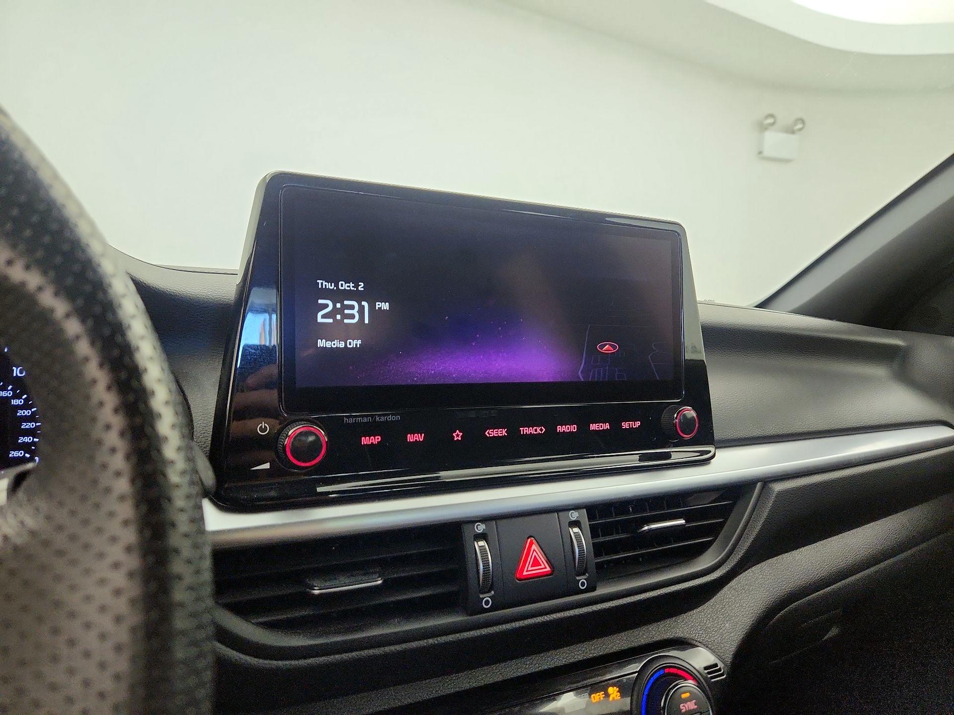 Thumbnail: 2022 Kia Forte - 15