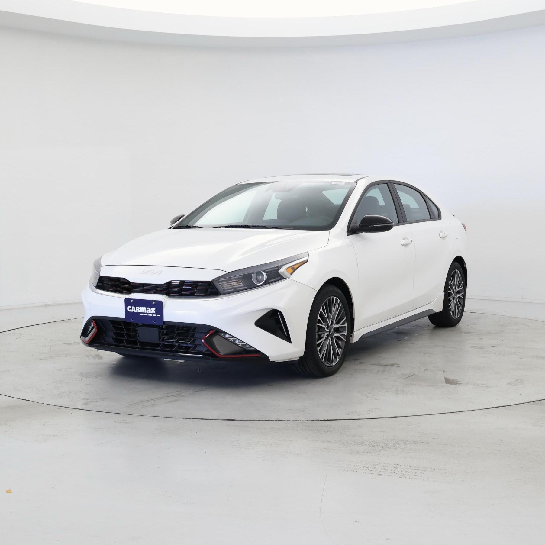 Thumbnail: 2022 Kia Forte - 4