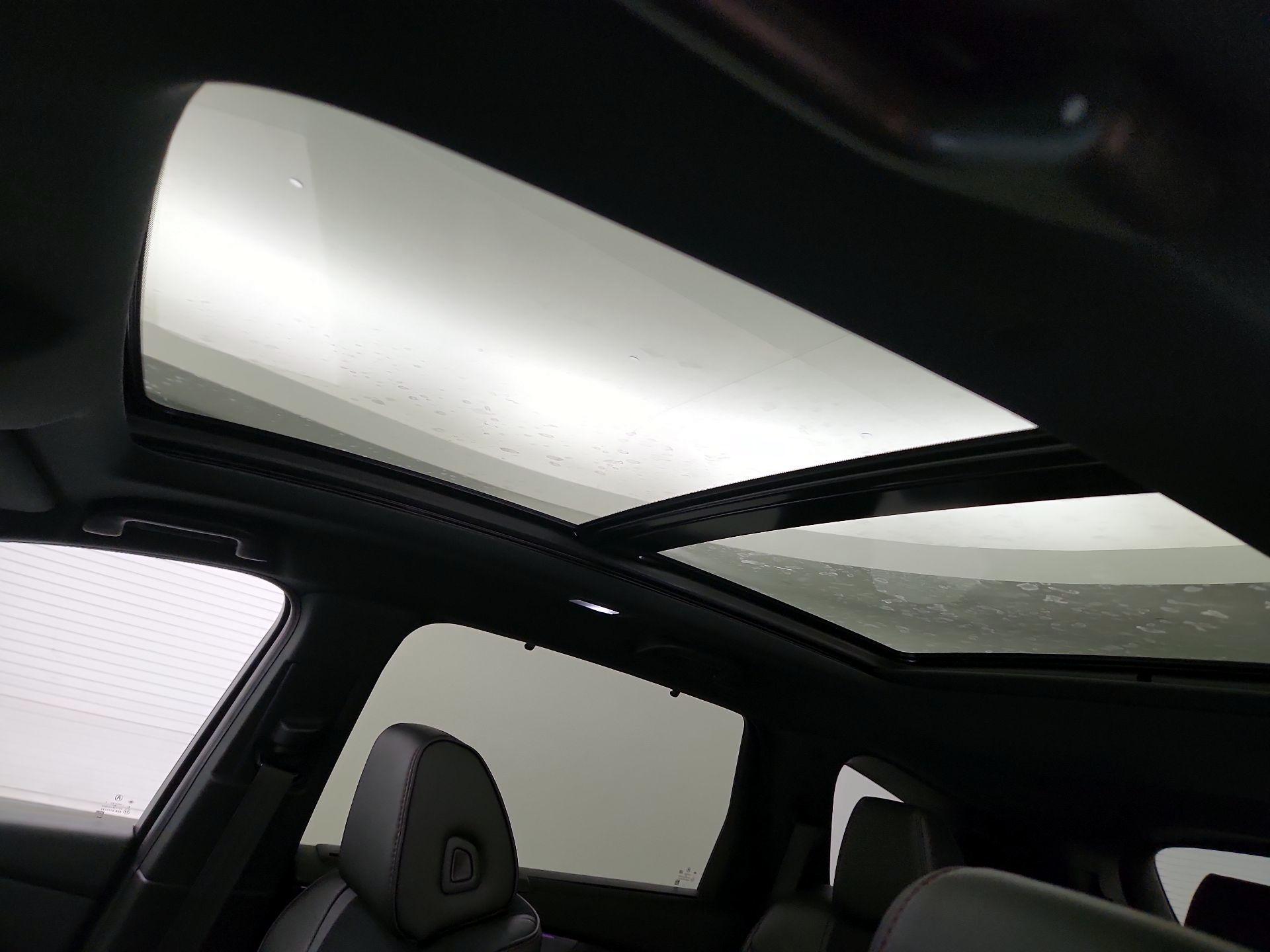 Thumbnail: 2022 Acura MDX - 20