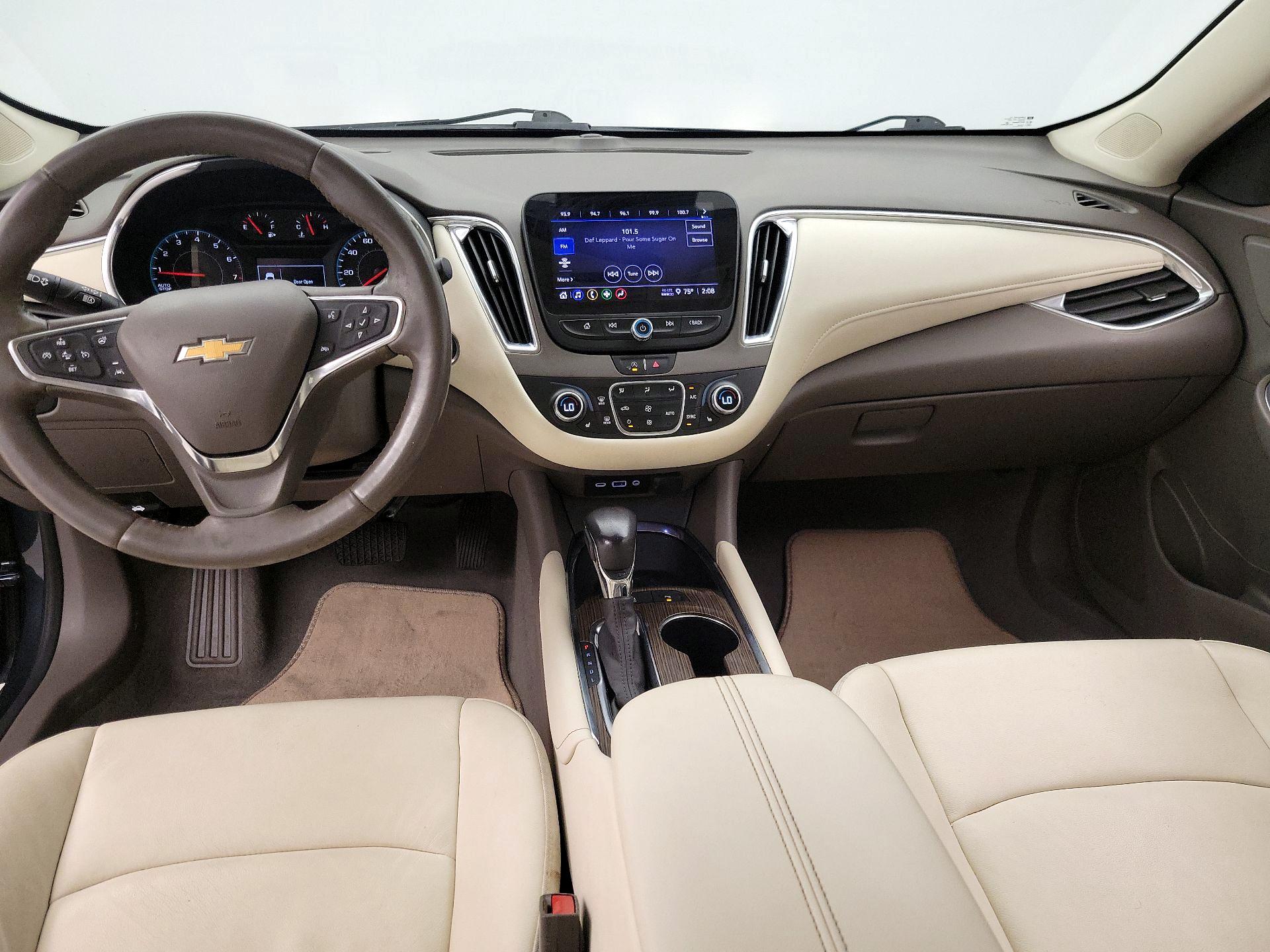 Thumbnail: 2021 Chevrolet Malibu - 9