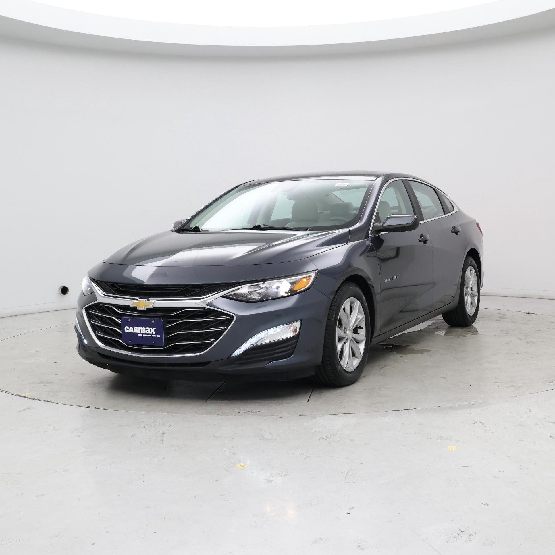 Thumbnail: 2021 Chevrolet Malibu - 4