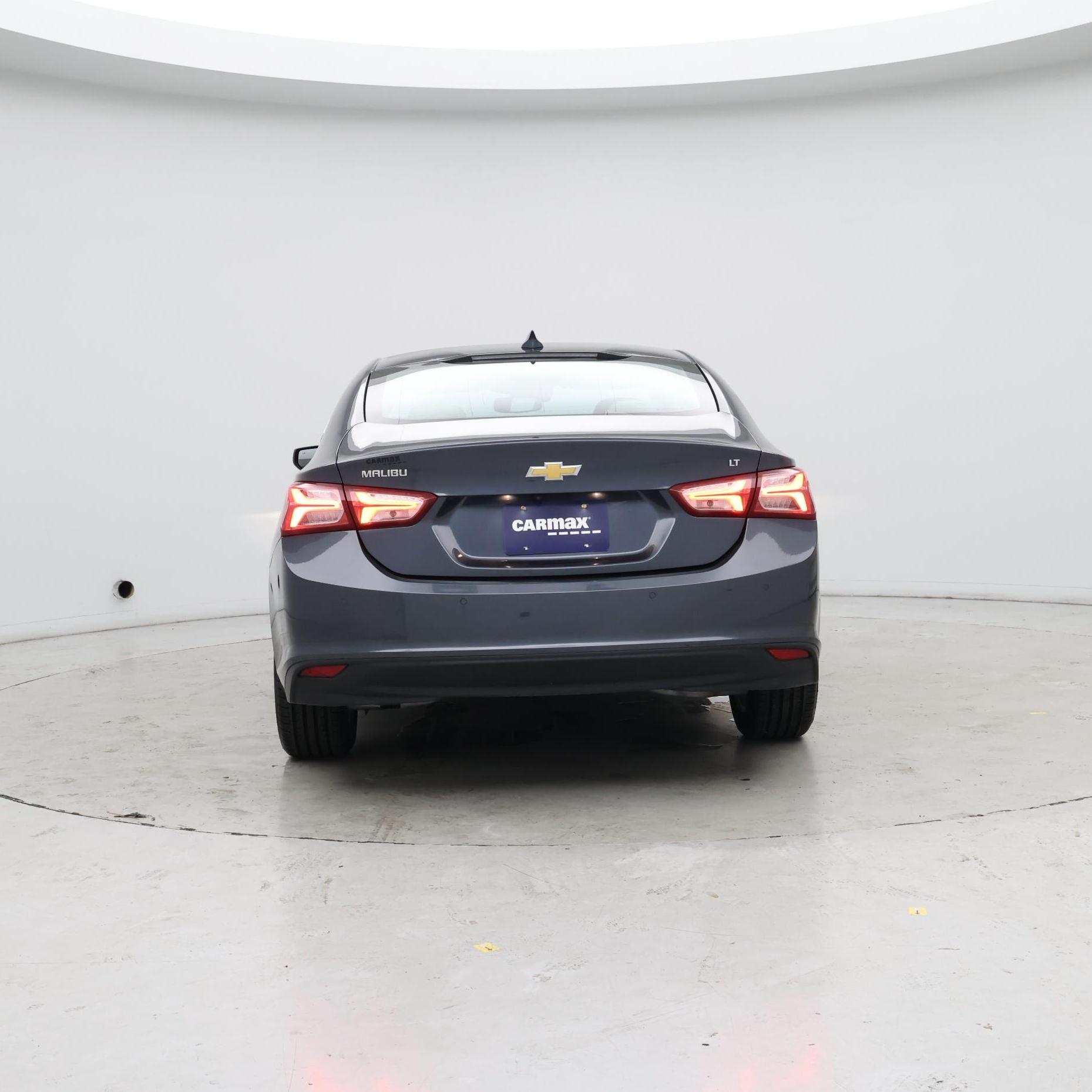 Thumbnail: 2021 Chevrolet Malibu - 6