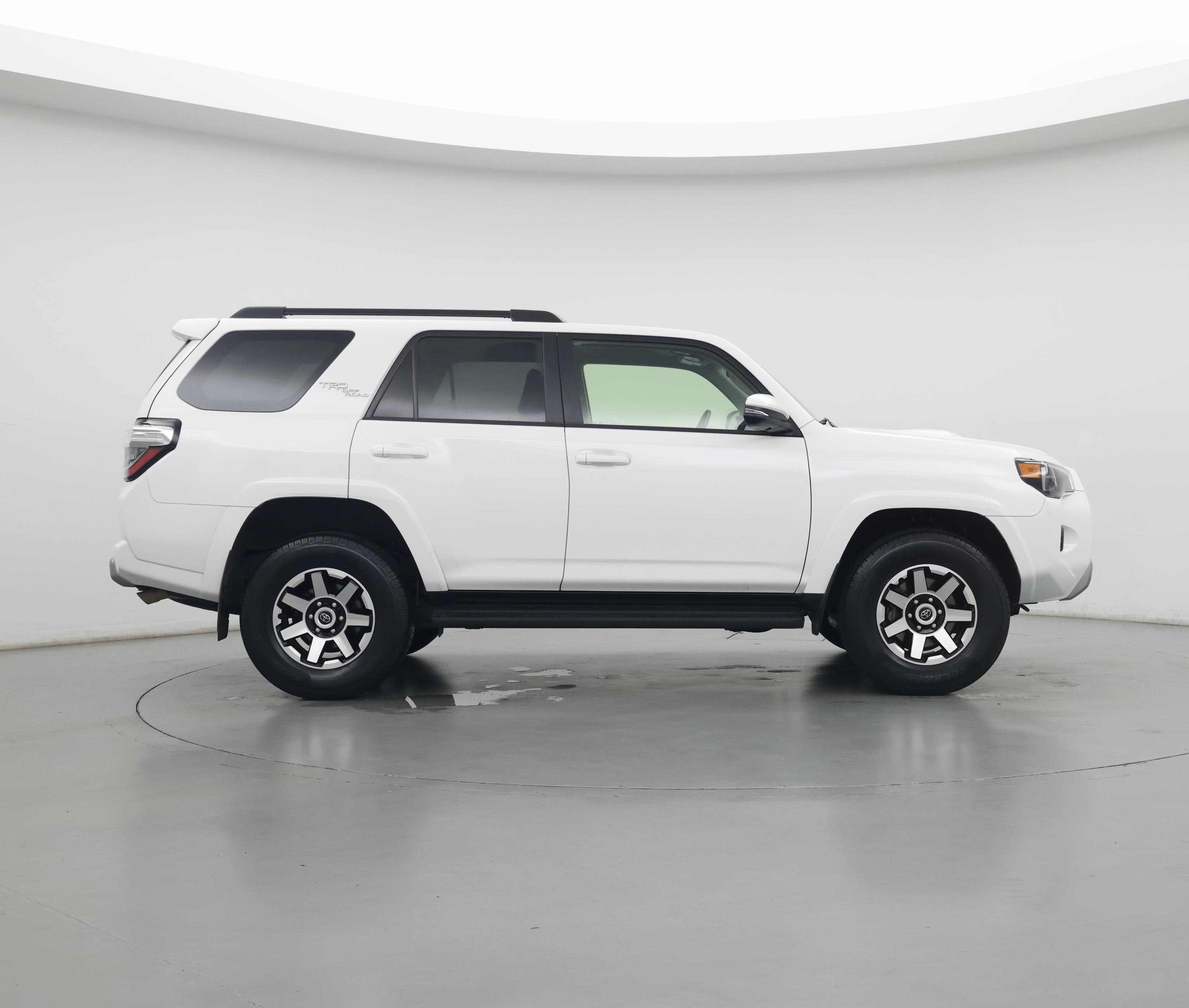 Thumbnail: 2024 Toyota 4Runner - 7