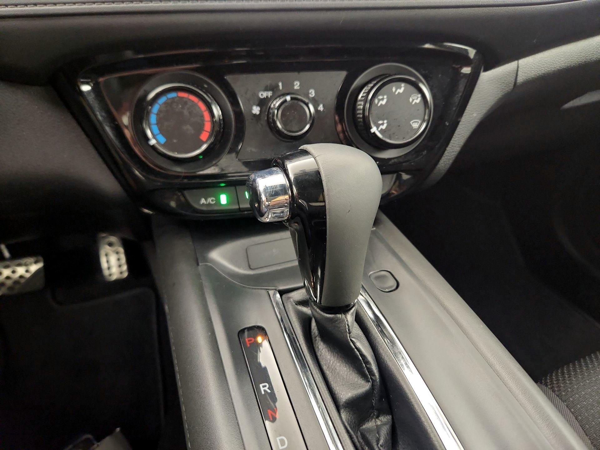 Thumbnail: 2022 Honda HR-V - 16