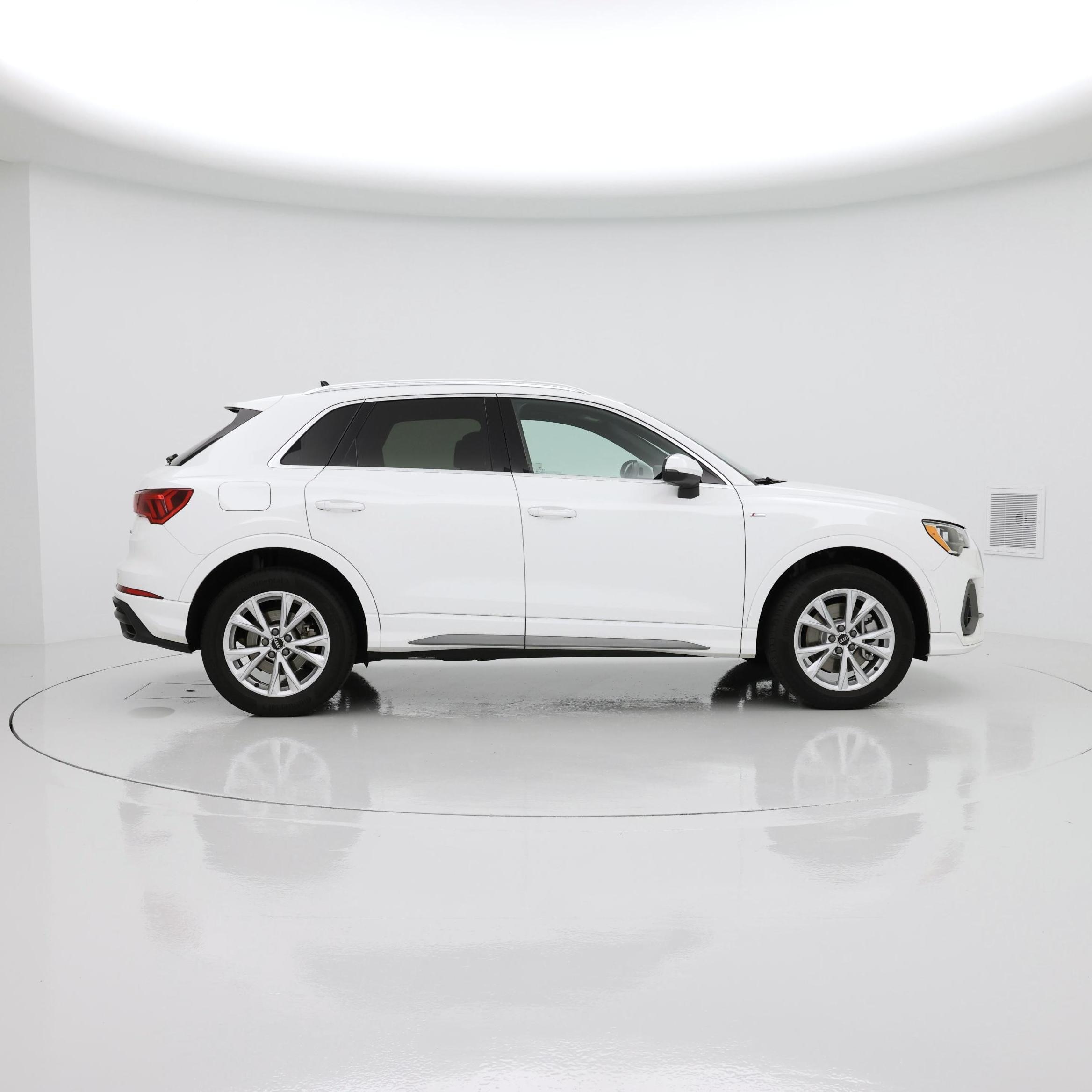 Thumbnail: 2022 Audi Q3 - 7