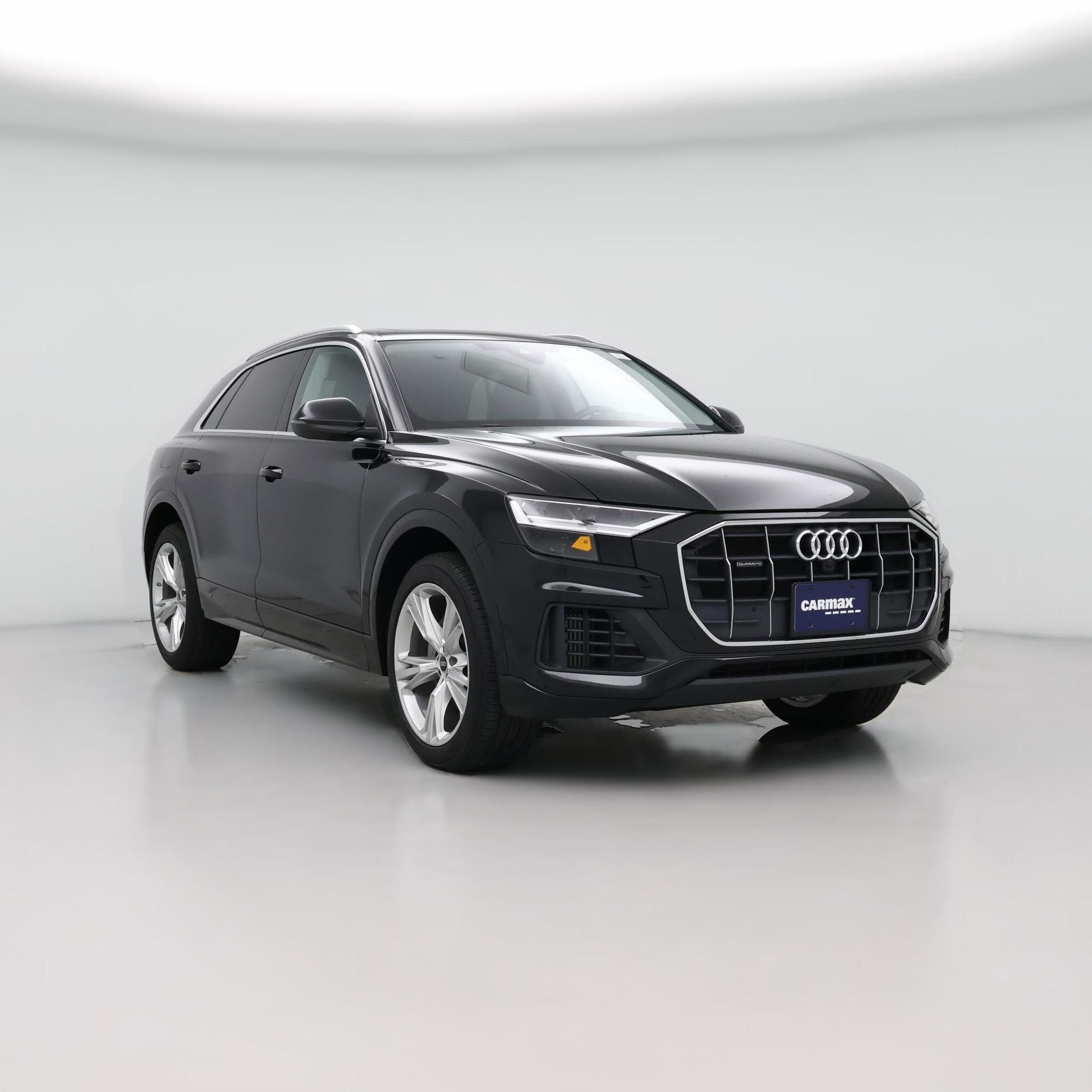 Thumbnail: 2022 Audi Q8 - 1