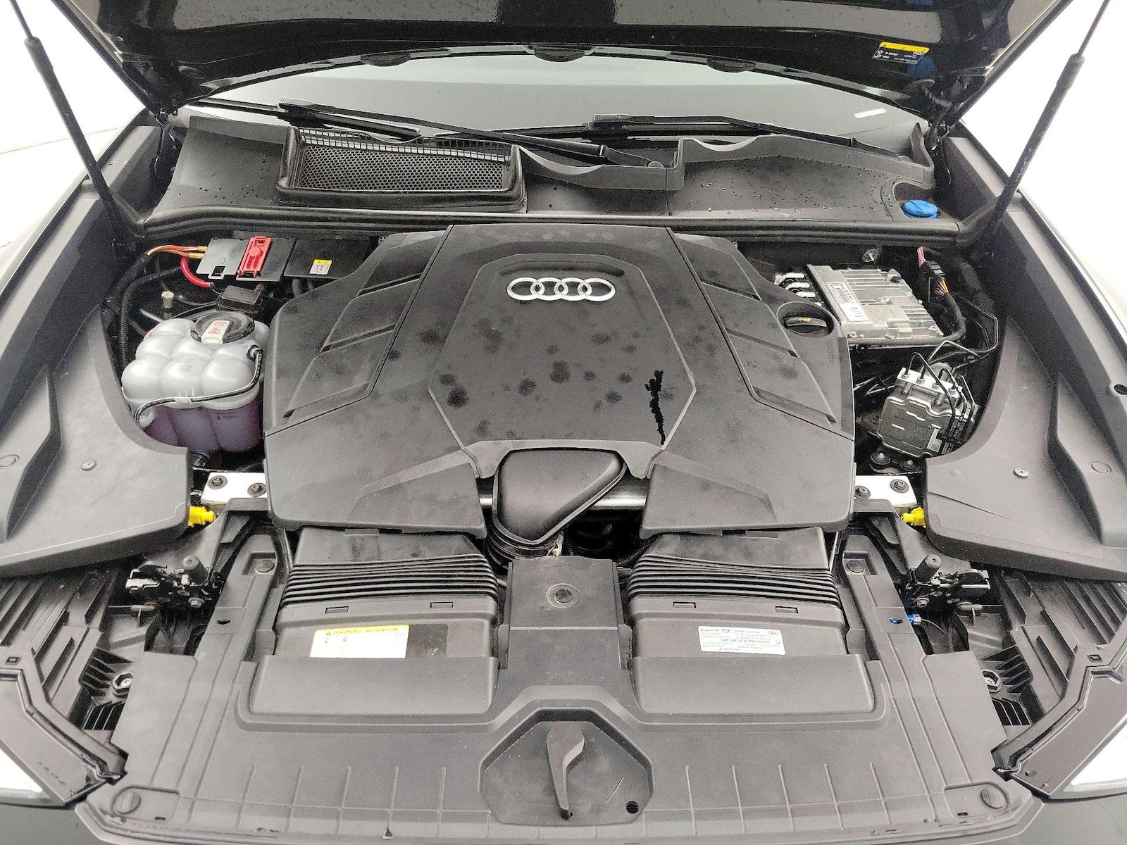 2022 Audi Q8 Premium - Photo 22