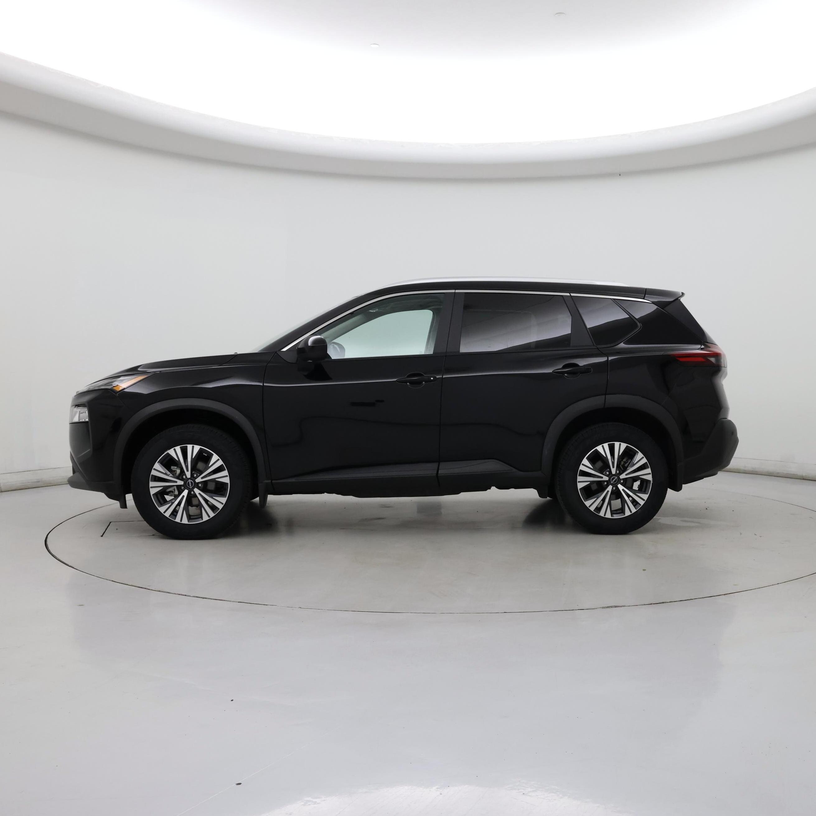 Thumbnail: 2023 Nissan Rogue - 3