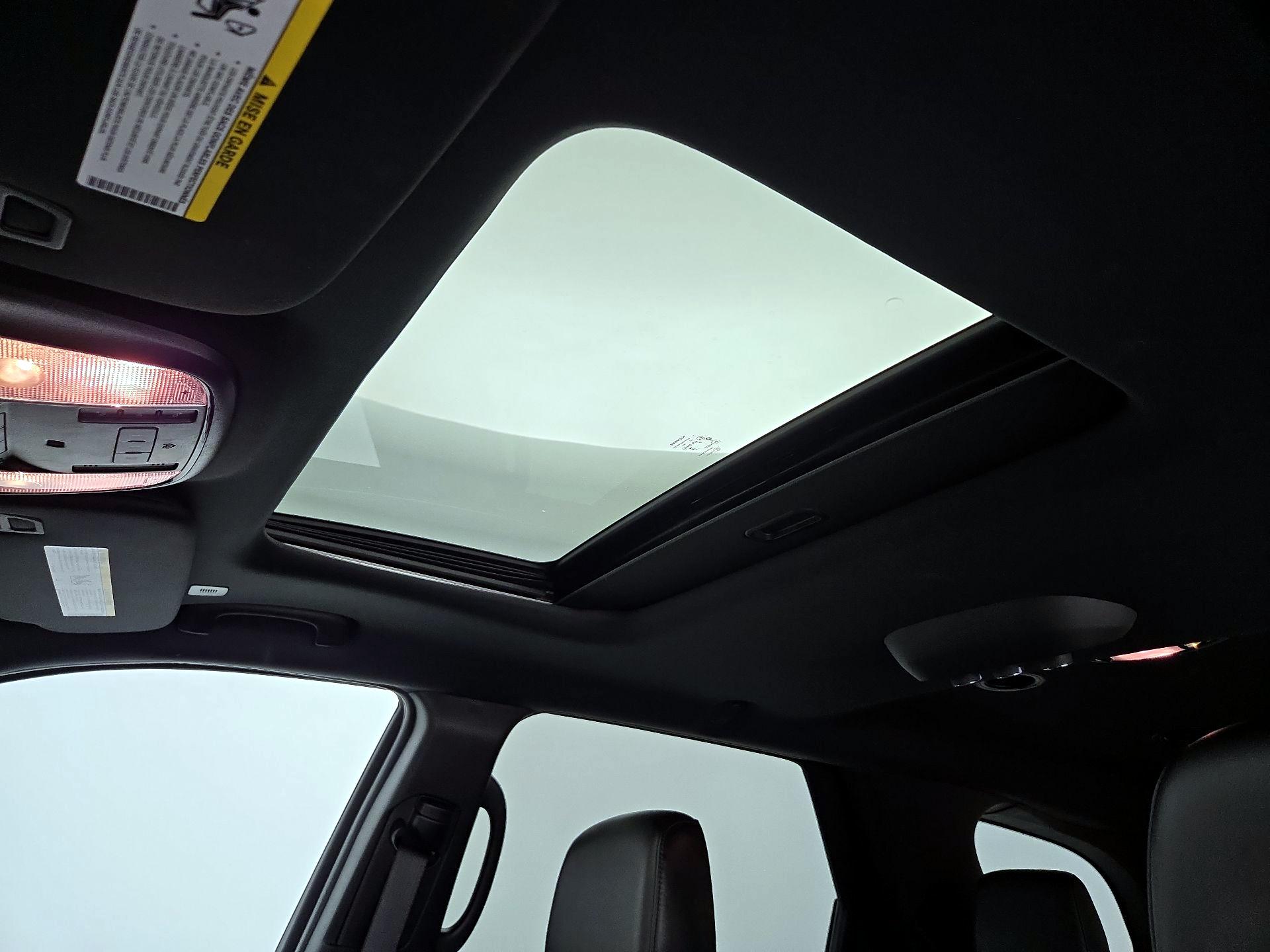 Thumbnail: 2023 Dodge Durango - 20