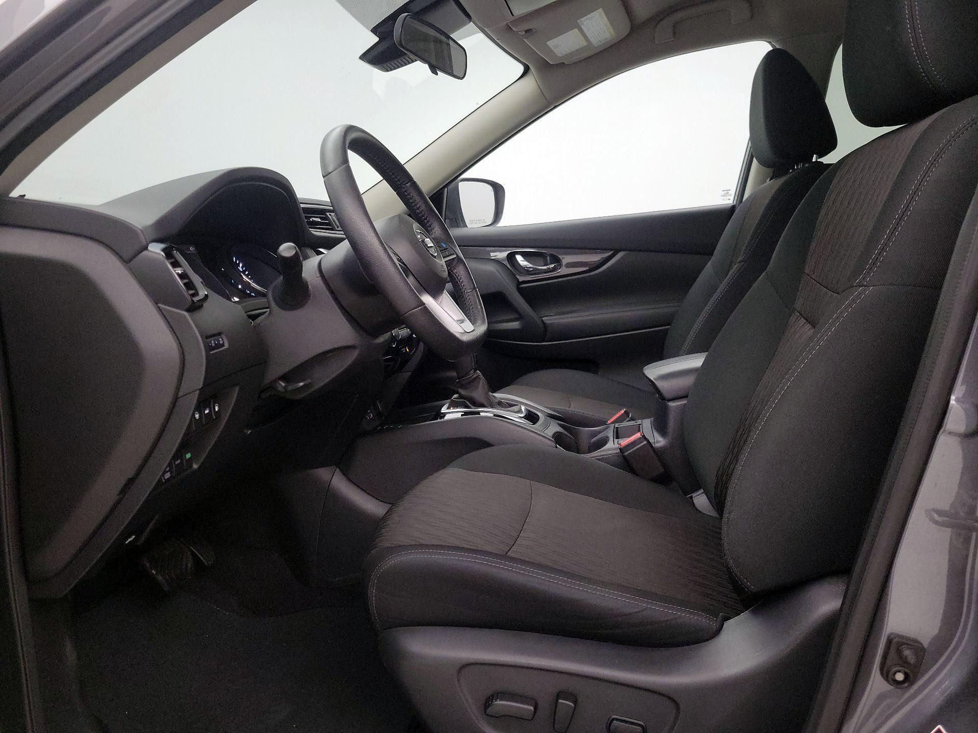 Thumbnail: 2020 Nissan Rogue - 11