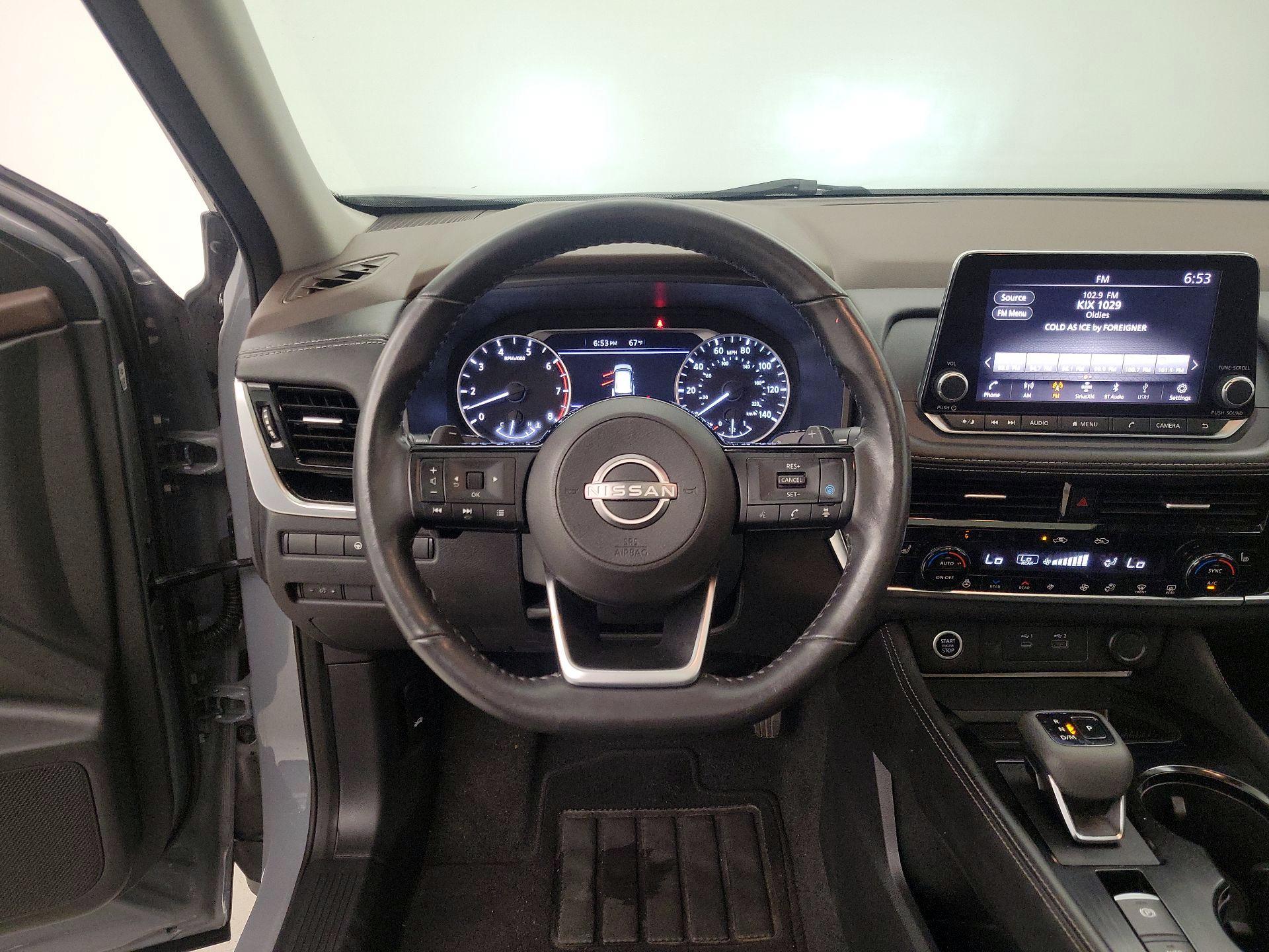 Thumbnail: 2022 Nissan Rogue - 10
