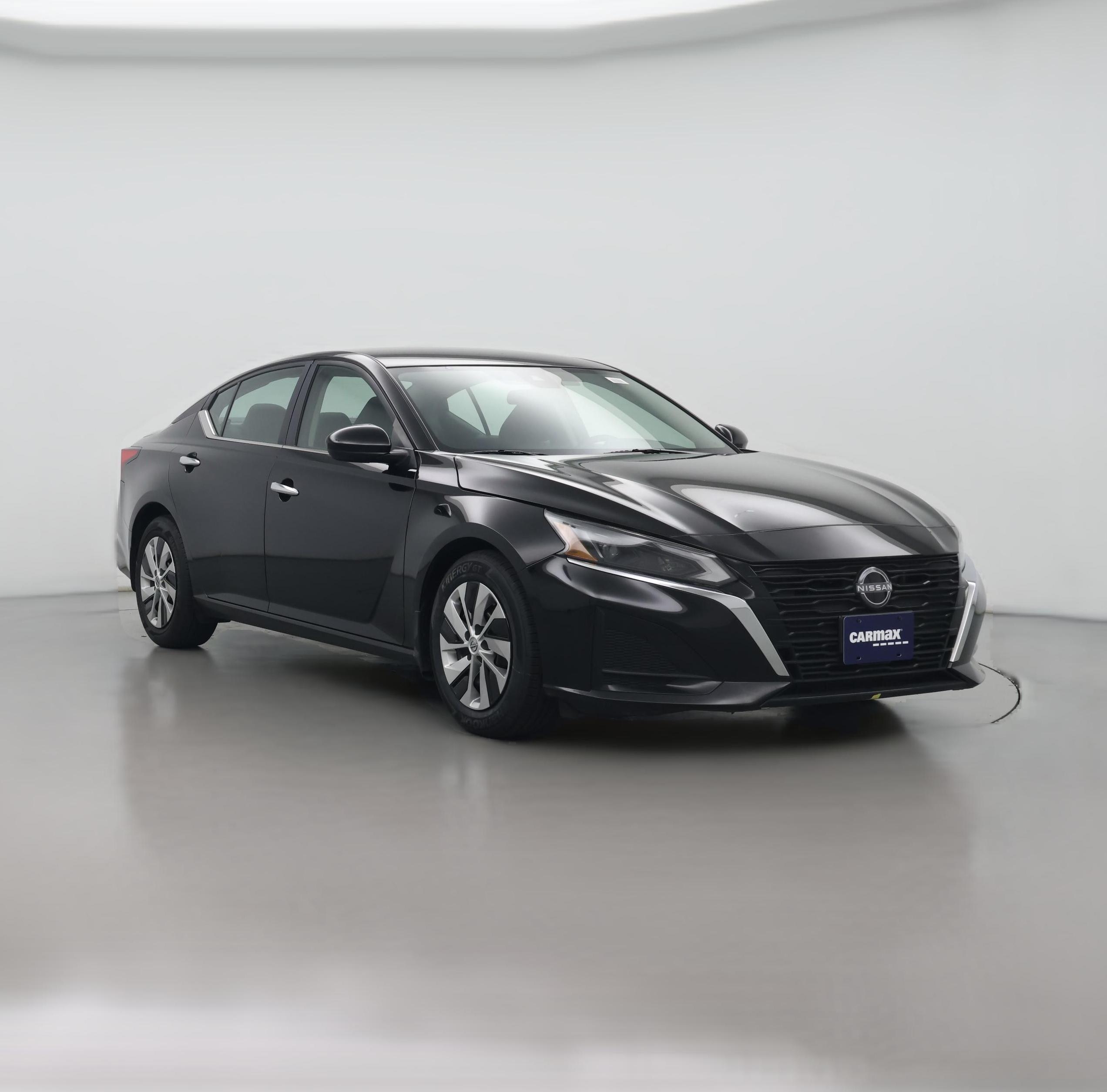 Thumbnail: 2023 Nissan Altima - 1