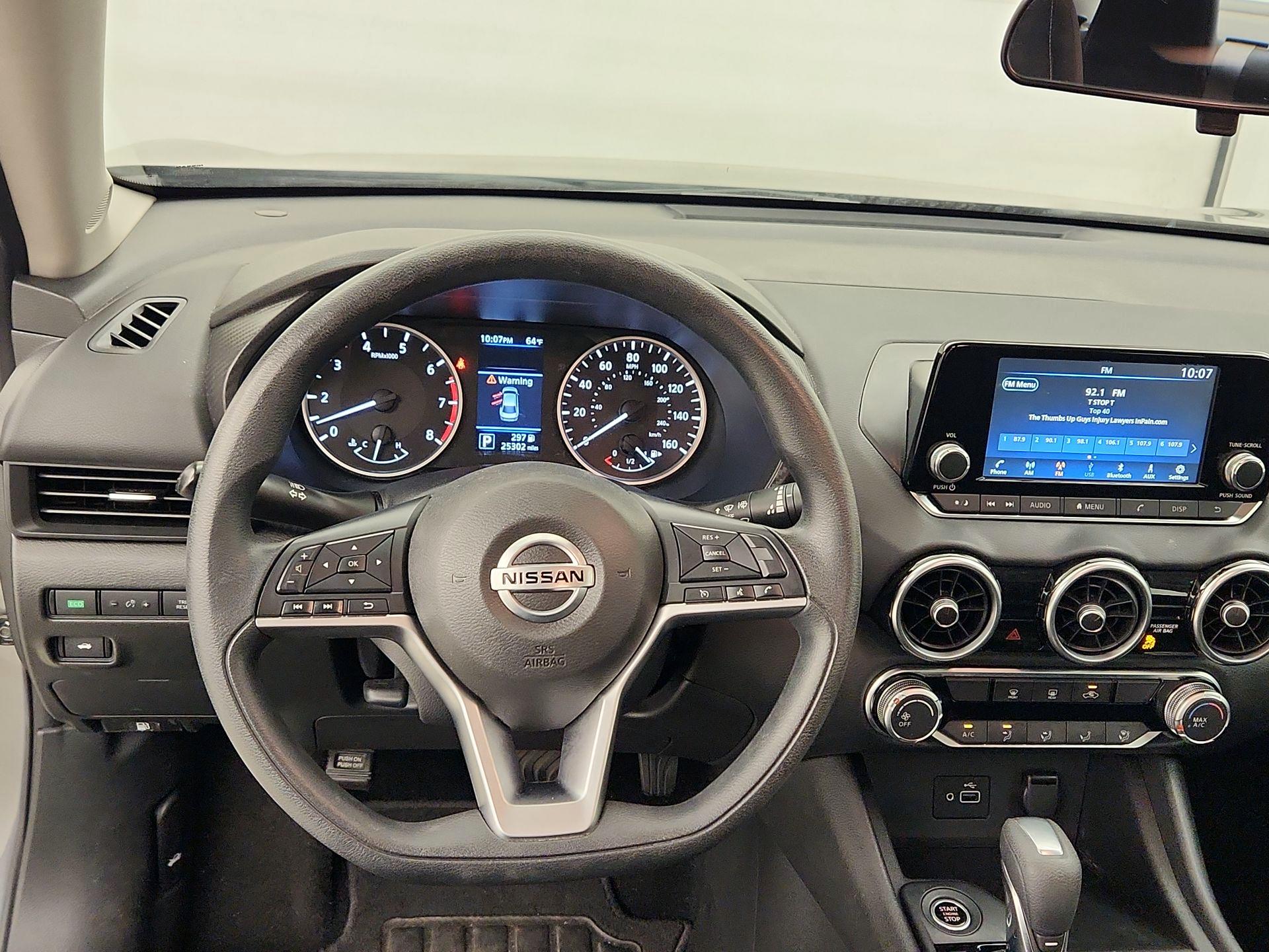 Thumbnail: 2022 Nissan Sentra - 10