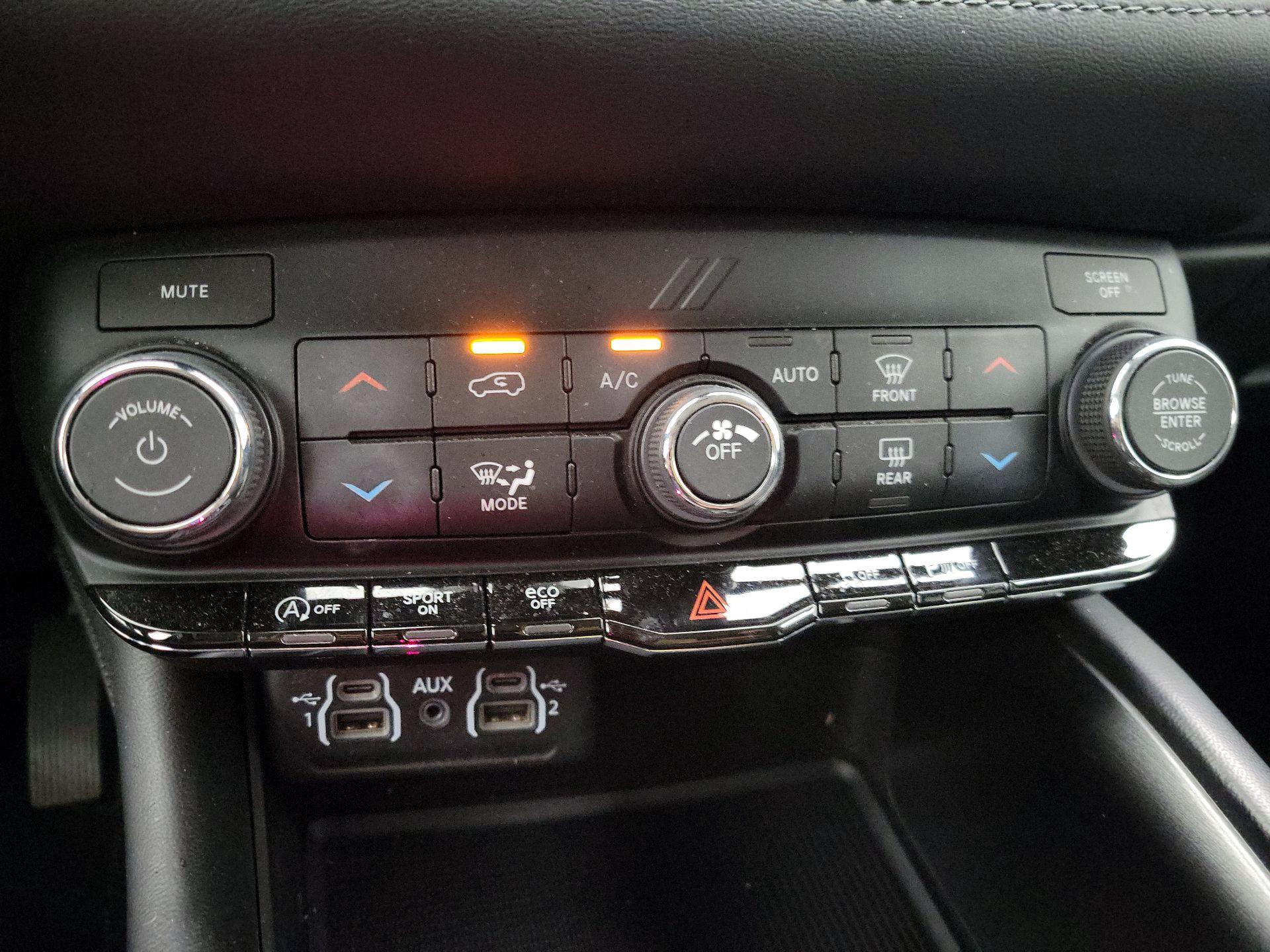 Thumbnail: 2021 Dodge Durango - 16