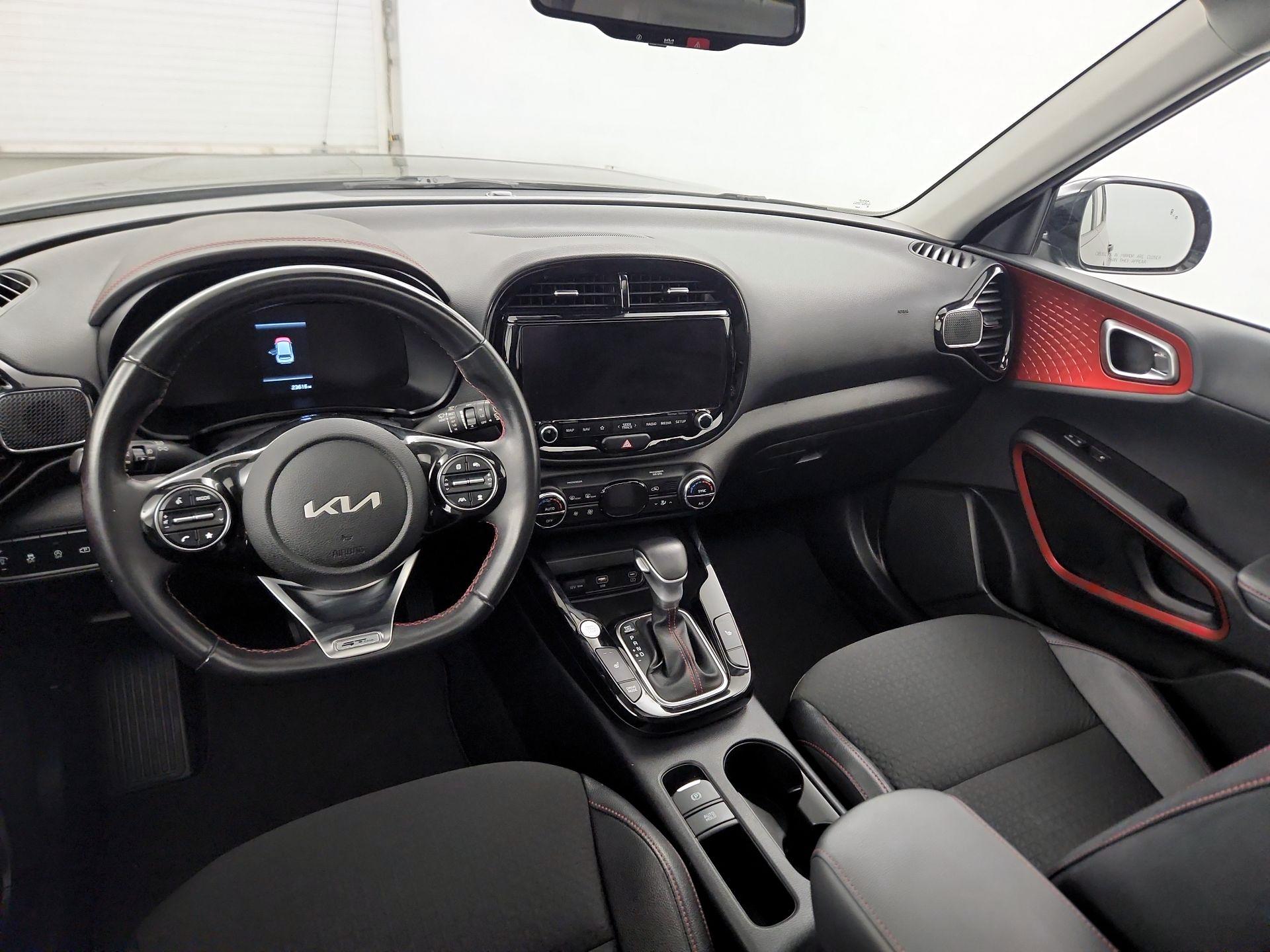 Thumbnail: 2023 Kia Soul - 9