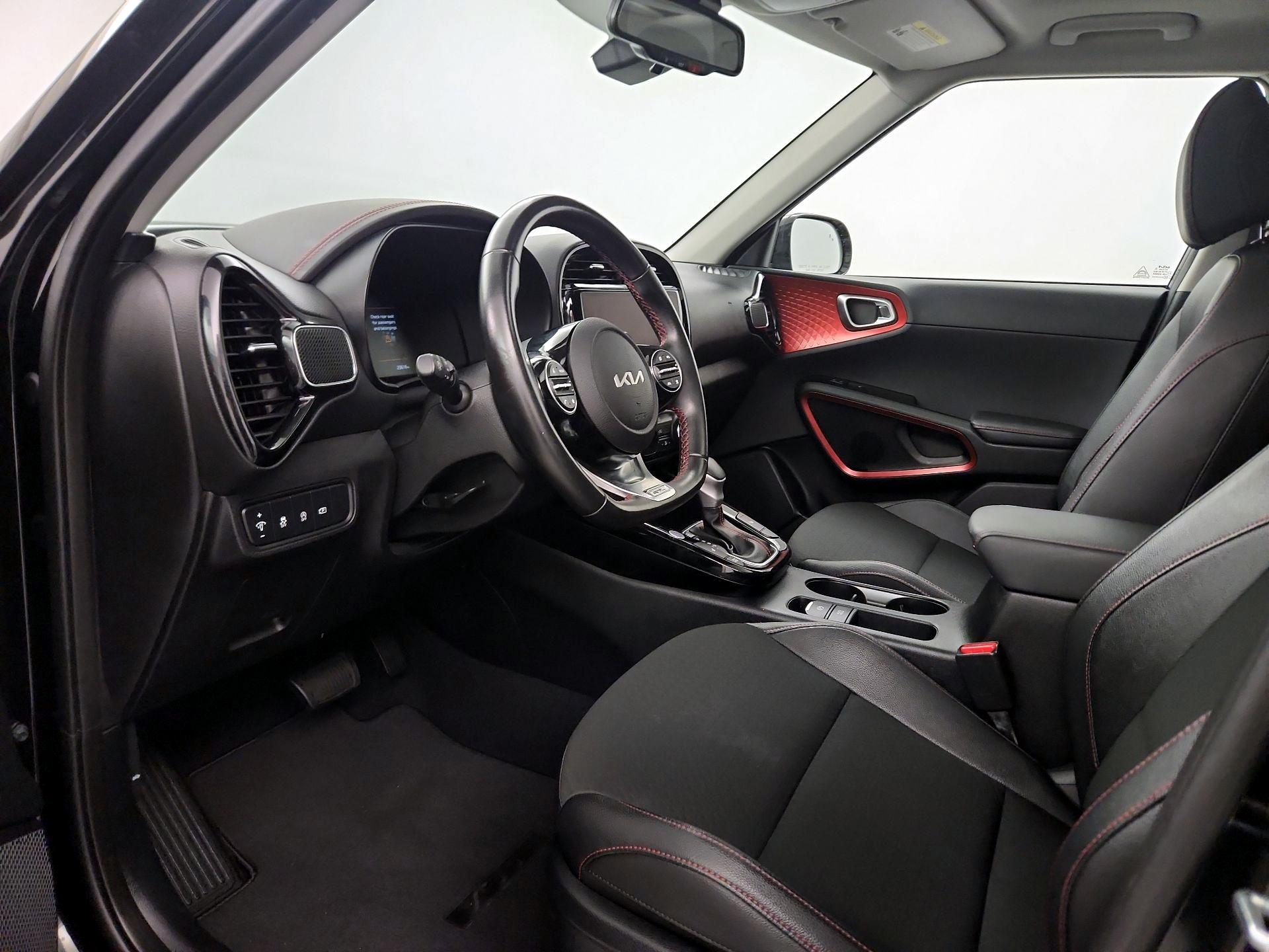 Thumbnail: 2023 Kia Soul - 11
