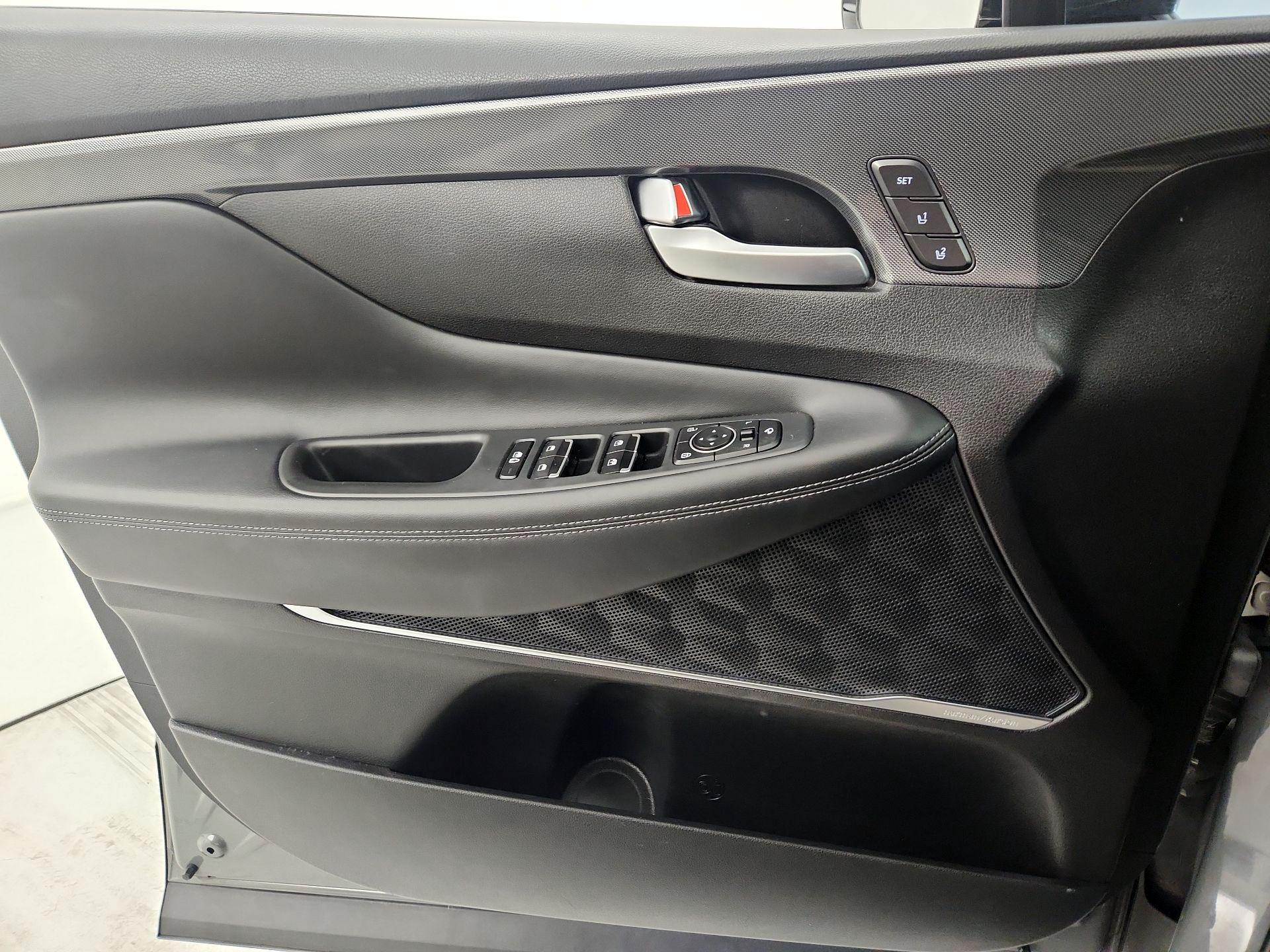 Thumbnail: 2023 Hyundai Santa Fe - 12