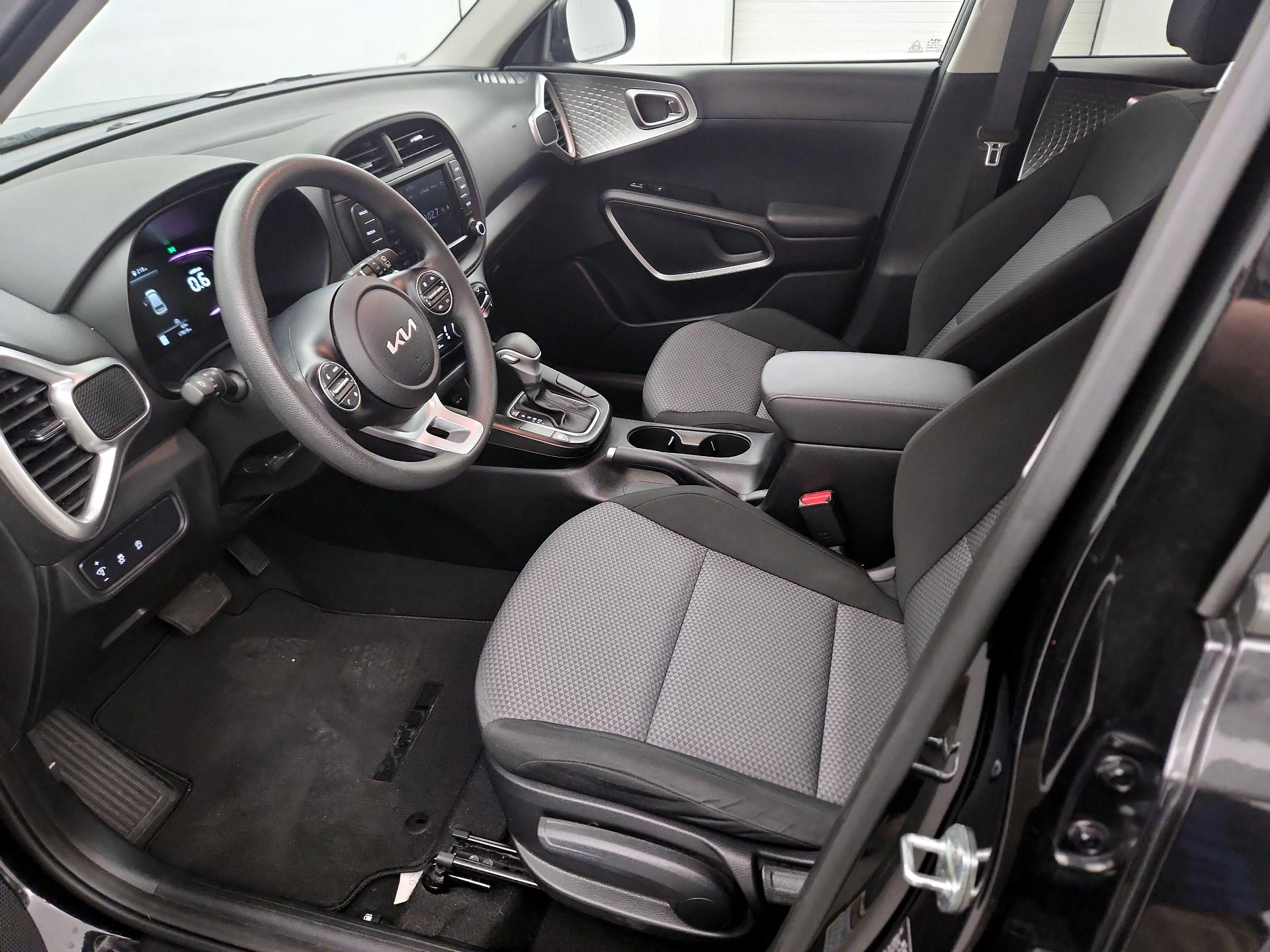 Thumbnail: 2023 Kia Soul - 11