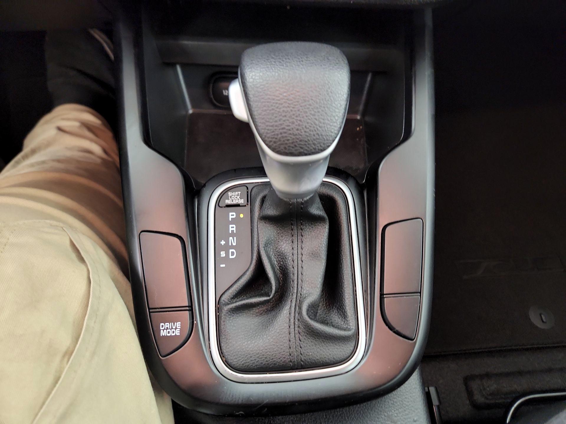 Thumbnail: 2023 Kia Soul - 17