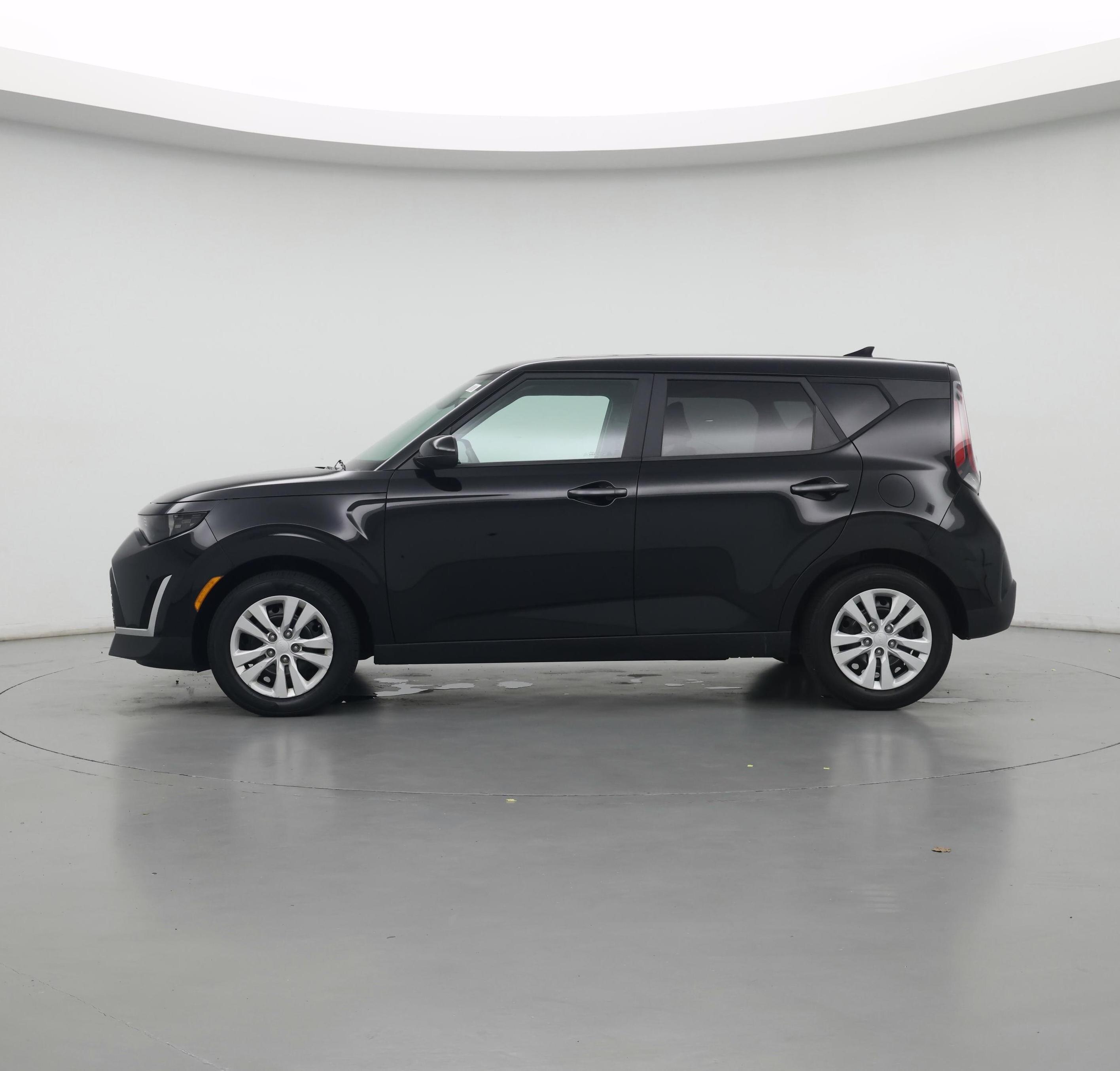 Thumbnail: 2023 Kia Soul - 3