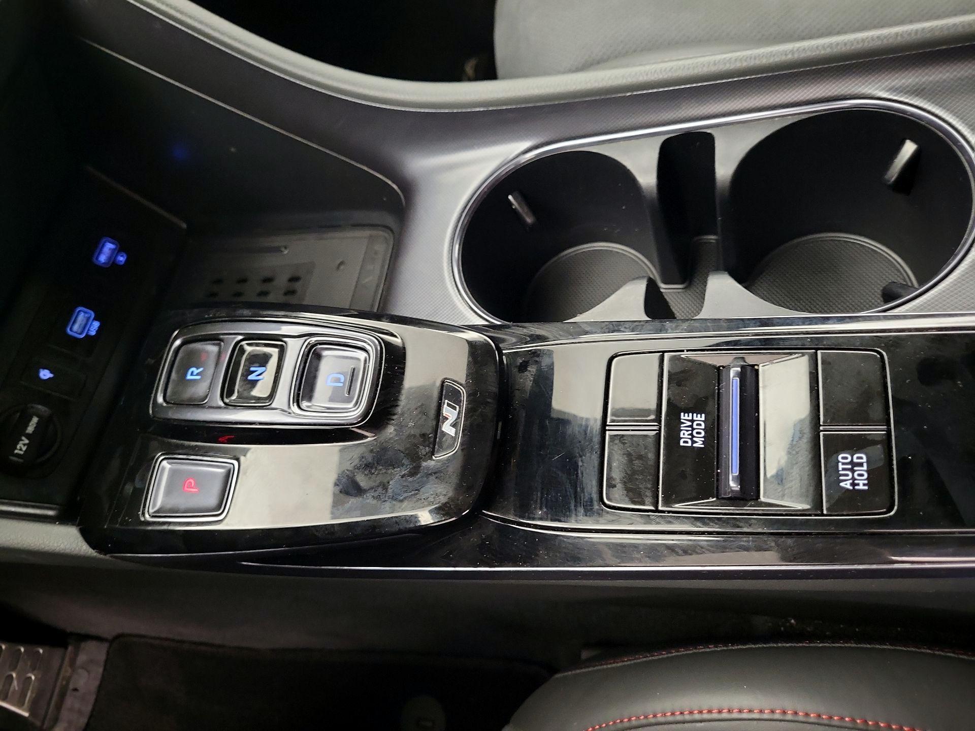 Thumbnail: 2022 Hyundai Sonata - 18