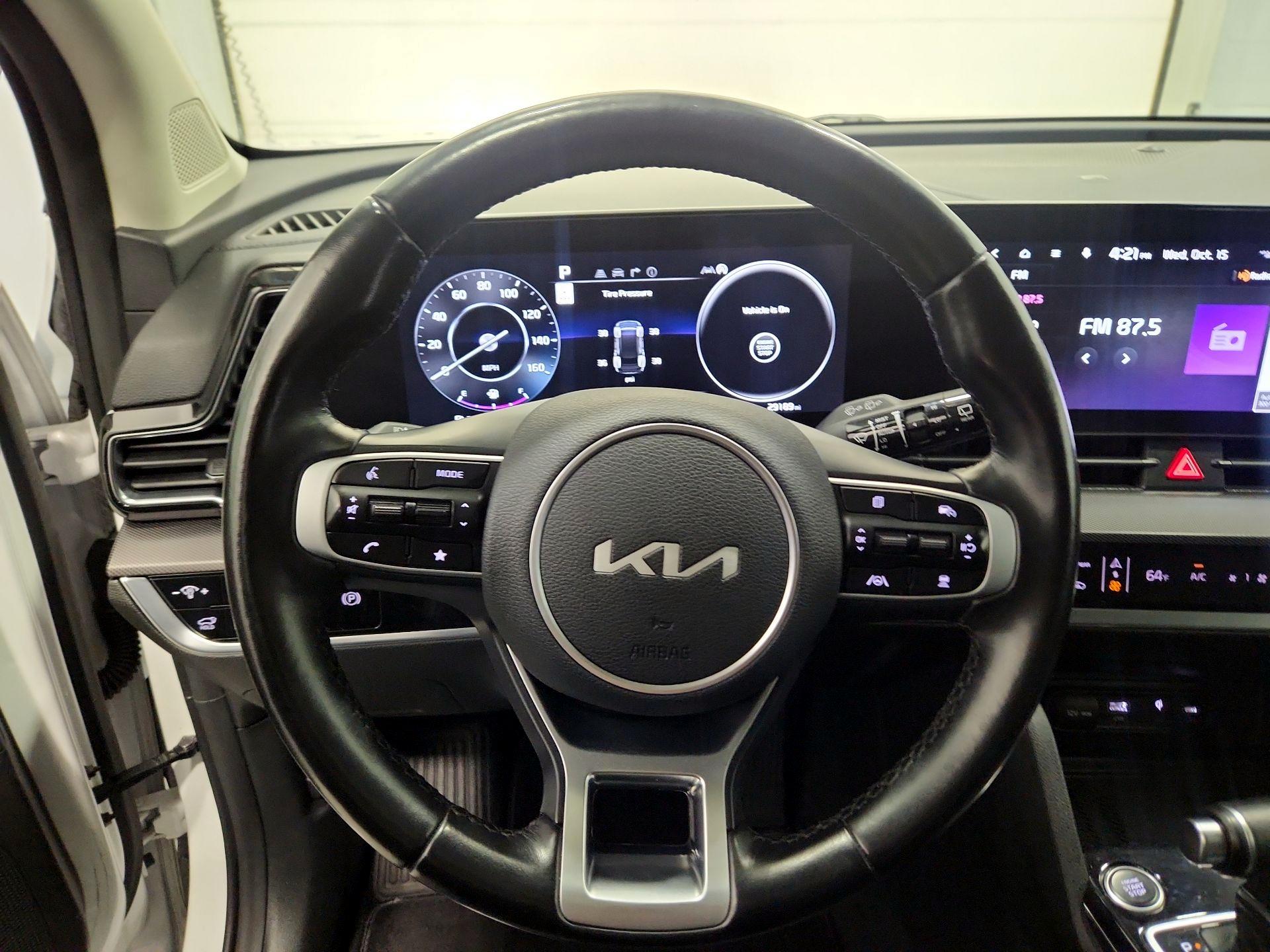 Thumbnail: 2023 Kia Sportage - 10