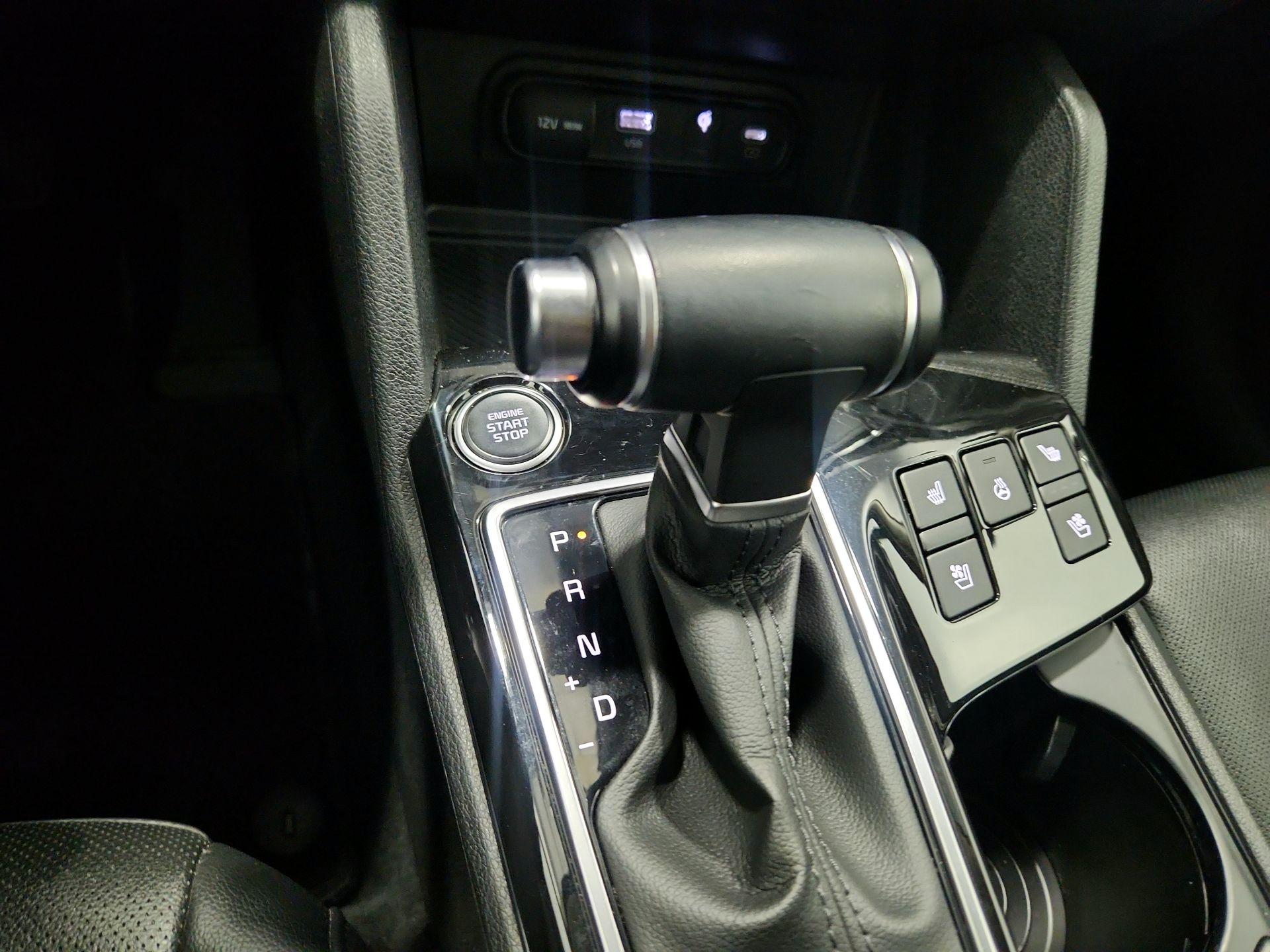 Thumbnail: 2023 Kia Sportage - 17