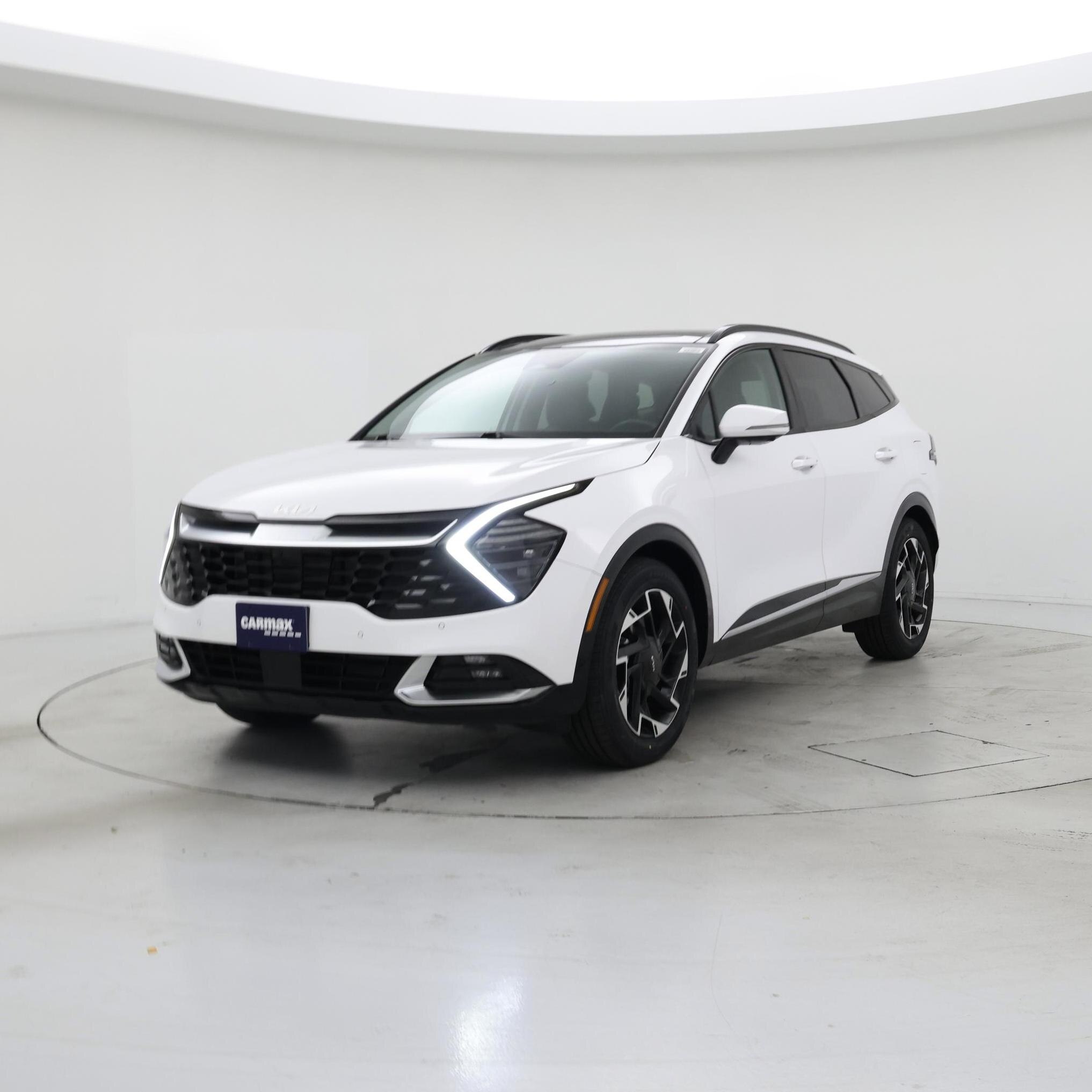 Thumbnail: 2023 Kia Sportage - 4