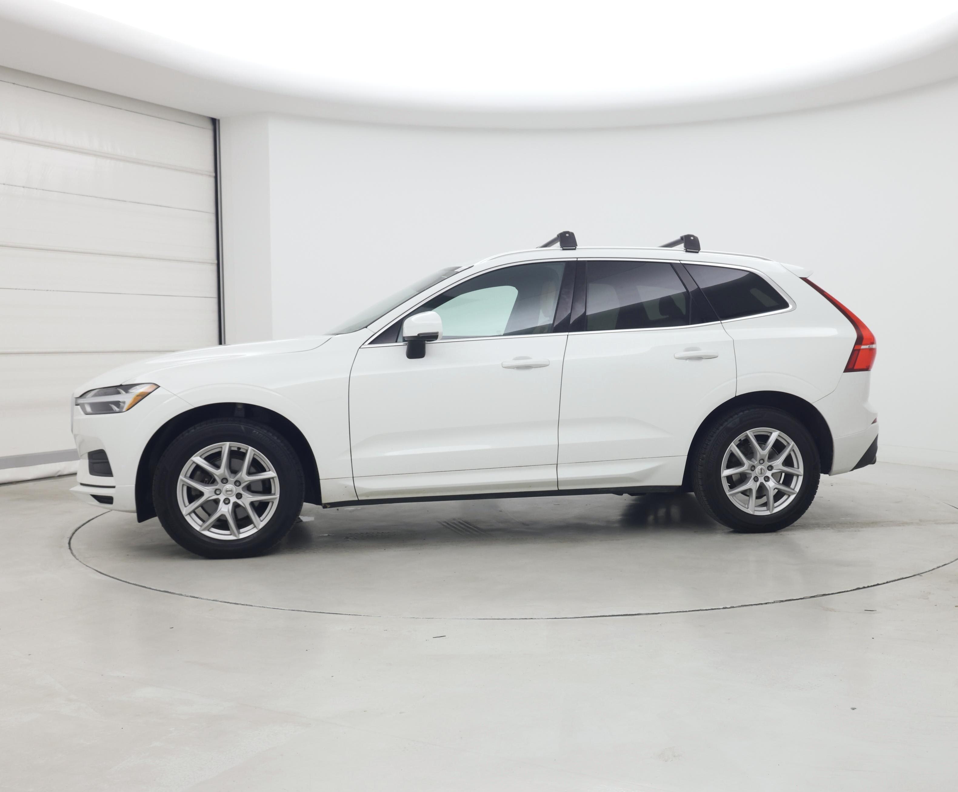 Thumbnail: 2020 Volvo XC60 - 3