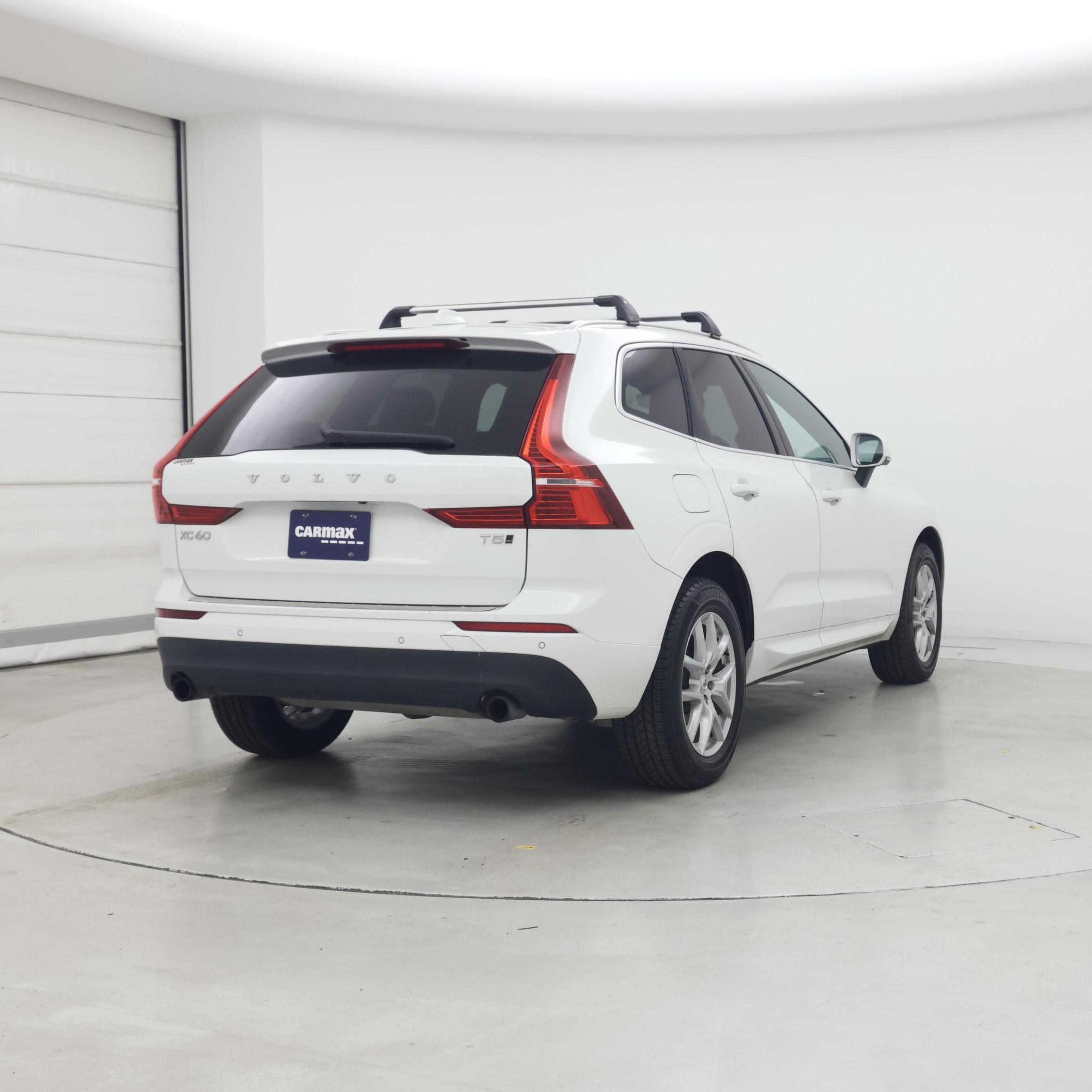 Thumbnail: 2020 Volvo XC60 - 8