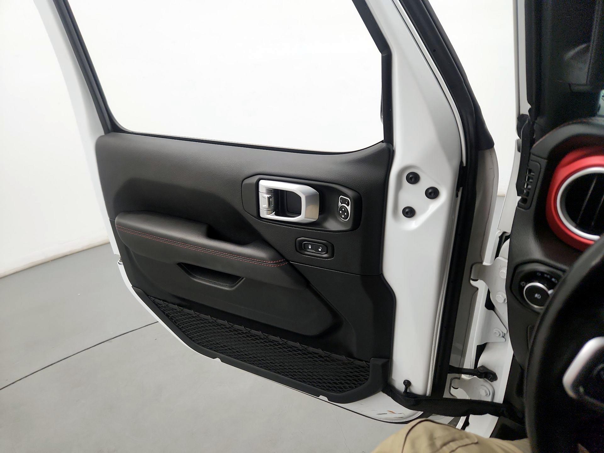 Thumbnail: 2021 Jeep Wrangler - 12