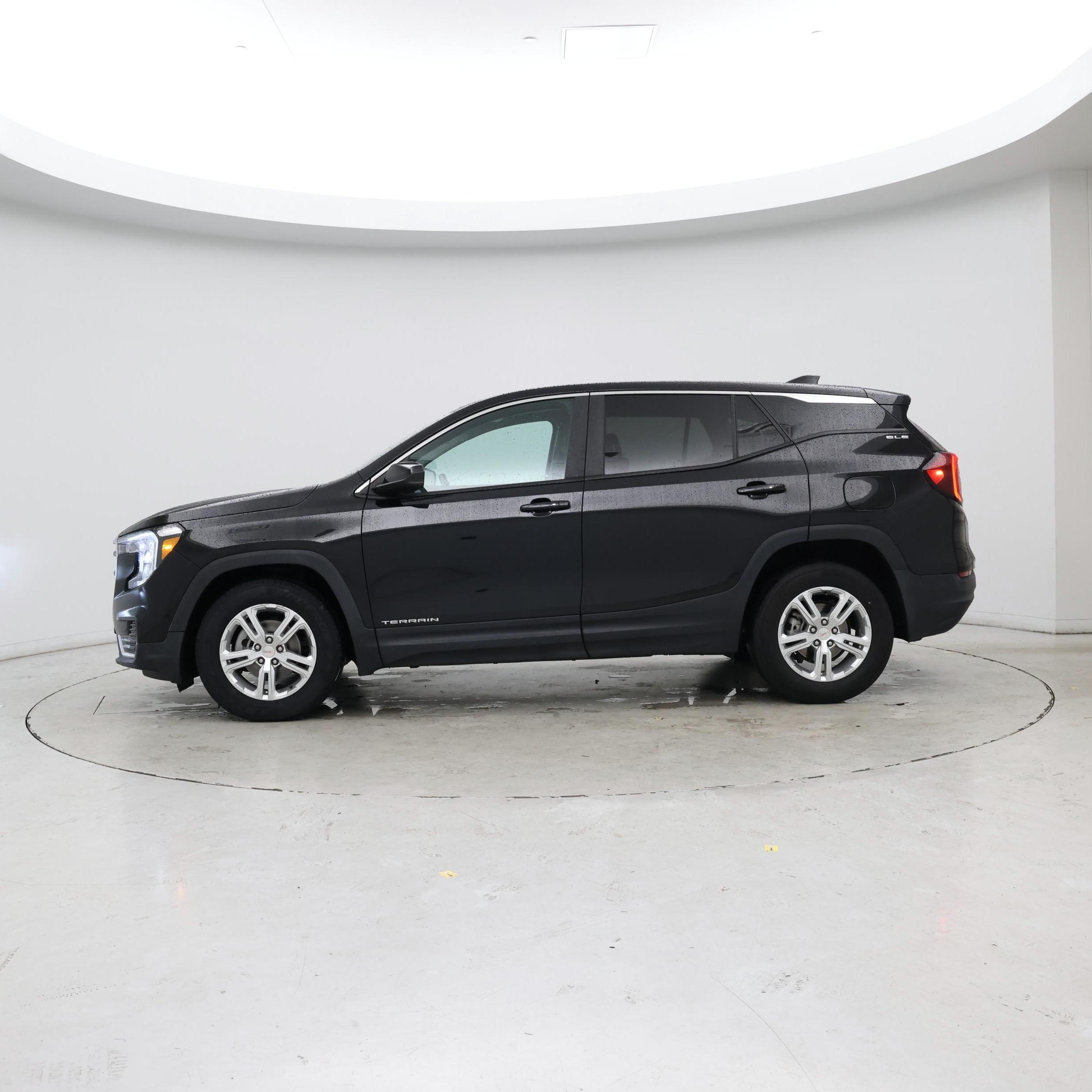 Thumbnail: 2022 GMC Terrain - 3