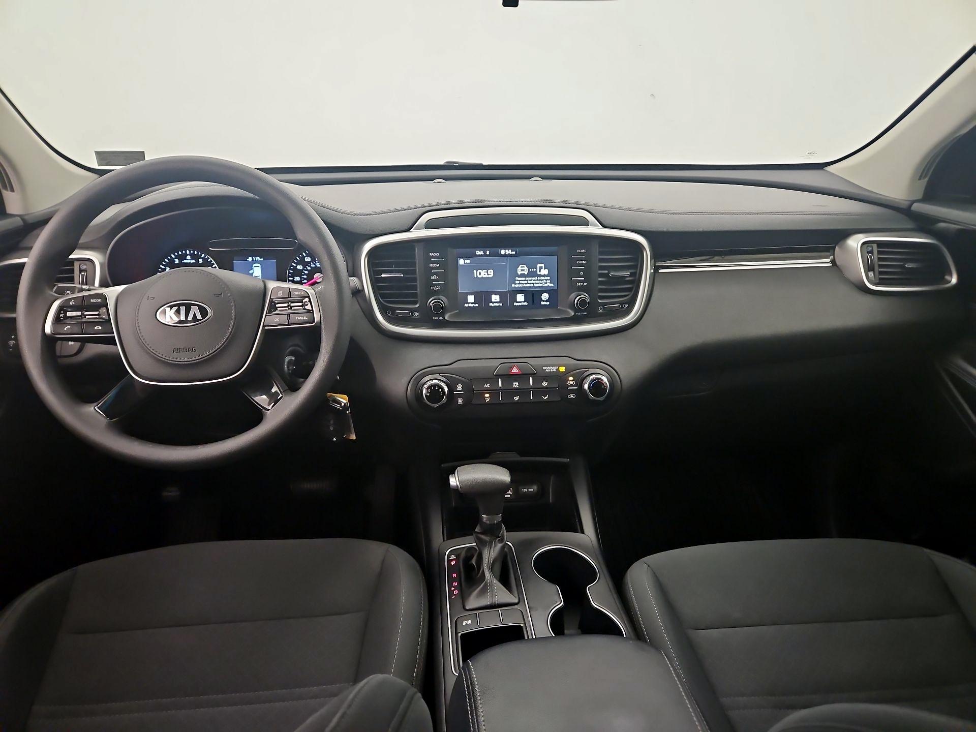 Thumbnail: 2019 Kia Sorento - 9