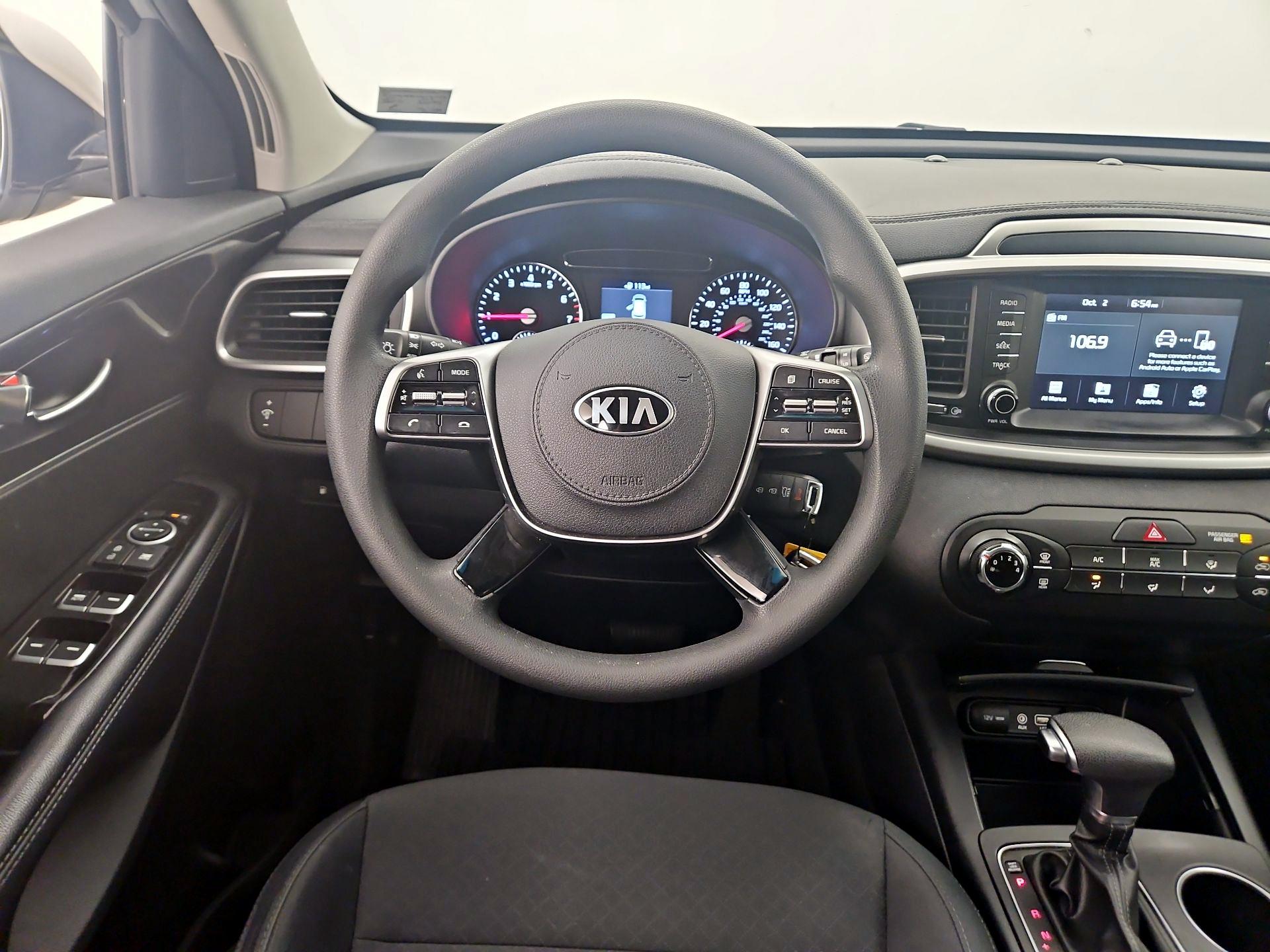Thumbnail: 2019 Kia Sorento - 10