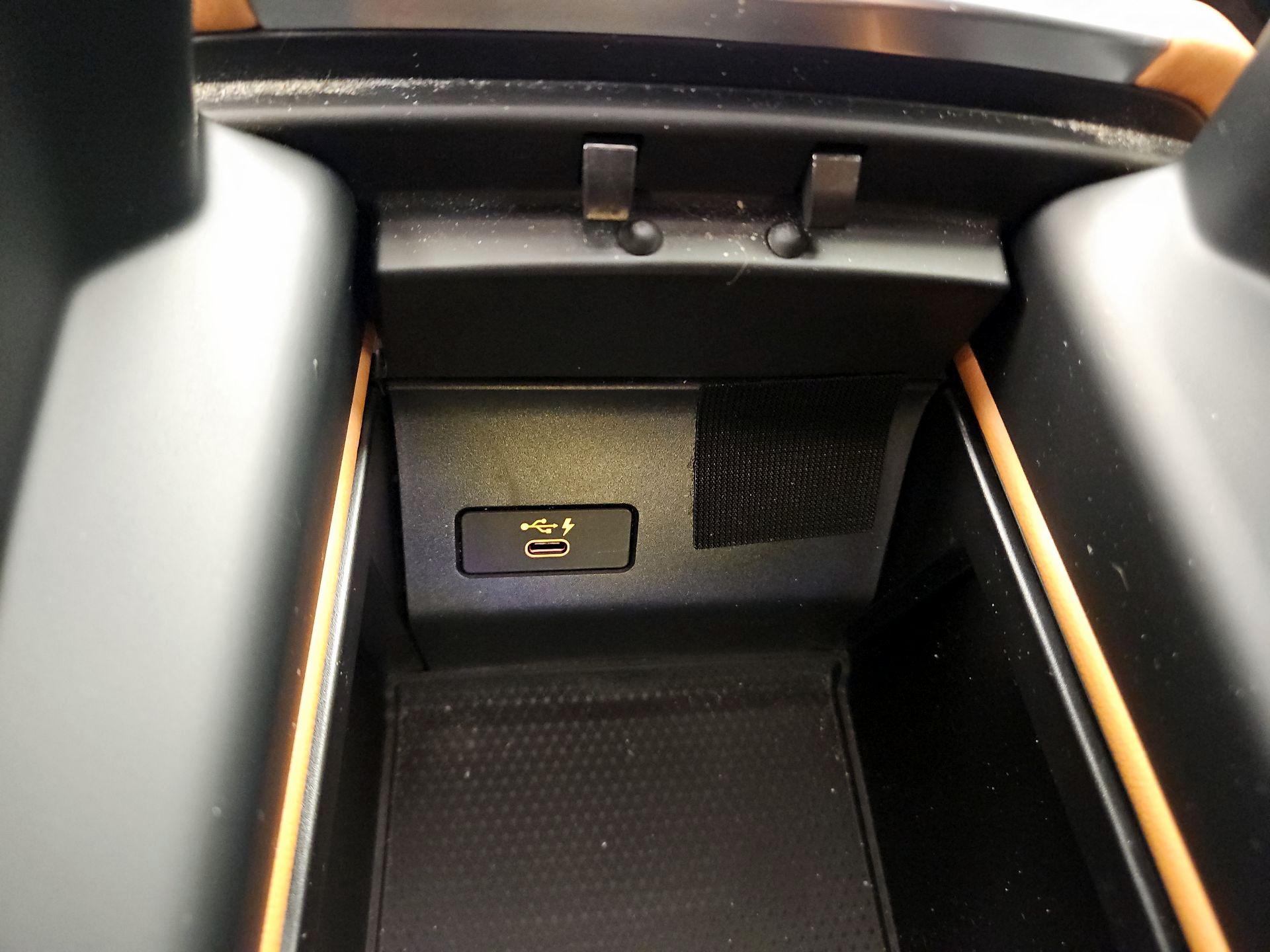 Thumbnail: 2021 BMW X5 - 19