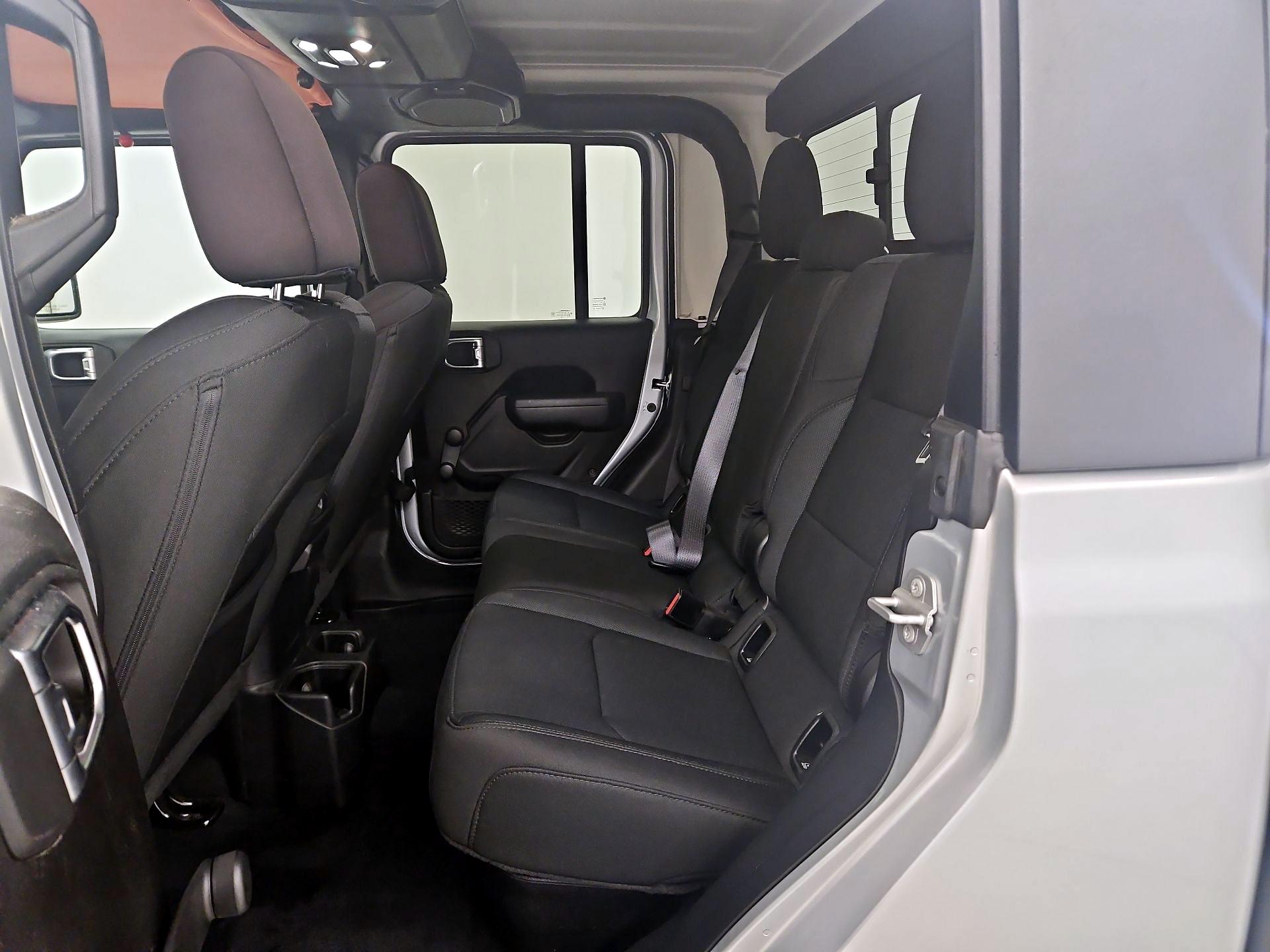 Thumbnail: 2022 Jeep Gladiator - 19