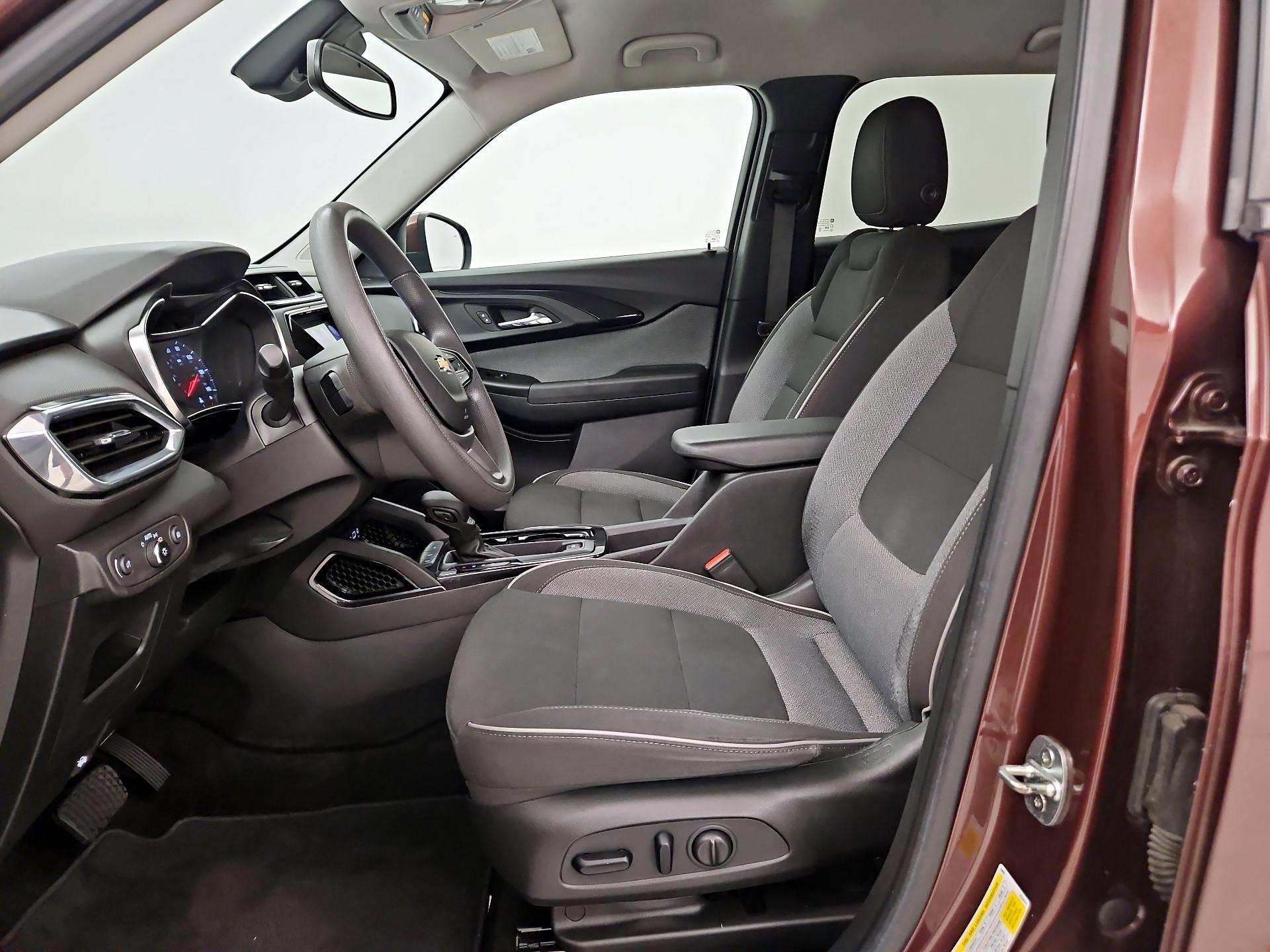 Thumbnail: 2022 Chevrolet TrailBlazer - 11