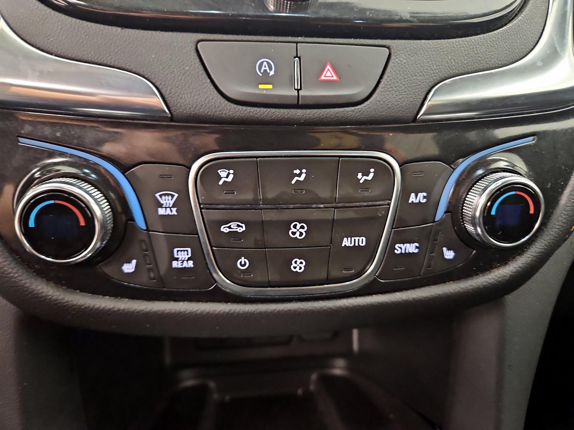 Thumbnail: 2023 Chevrolet Equinox - 16